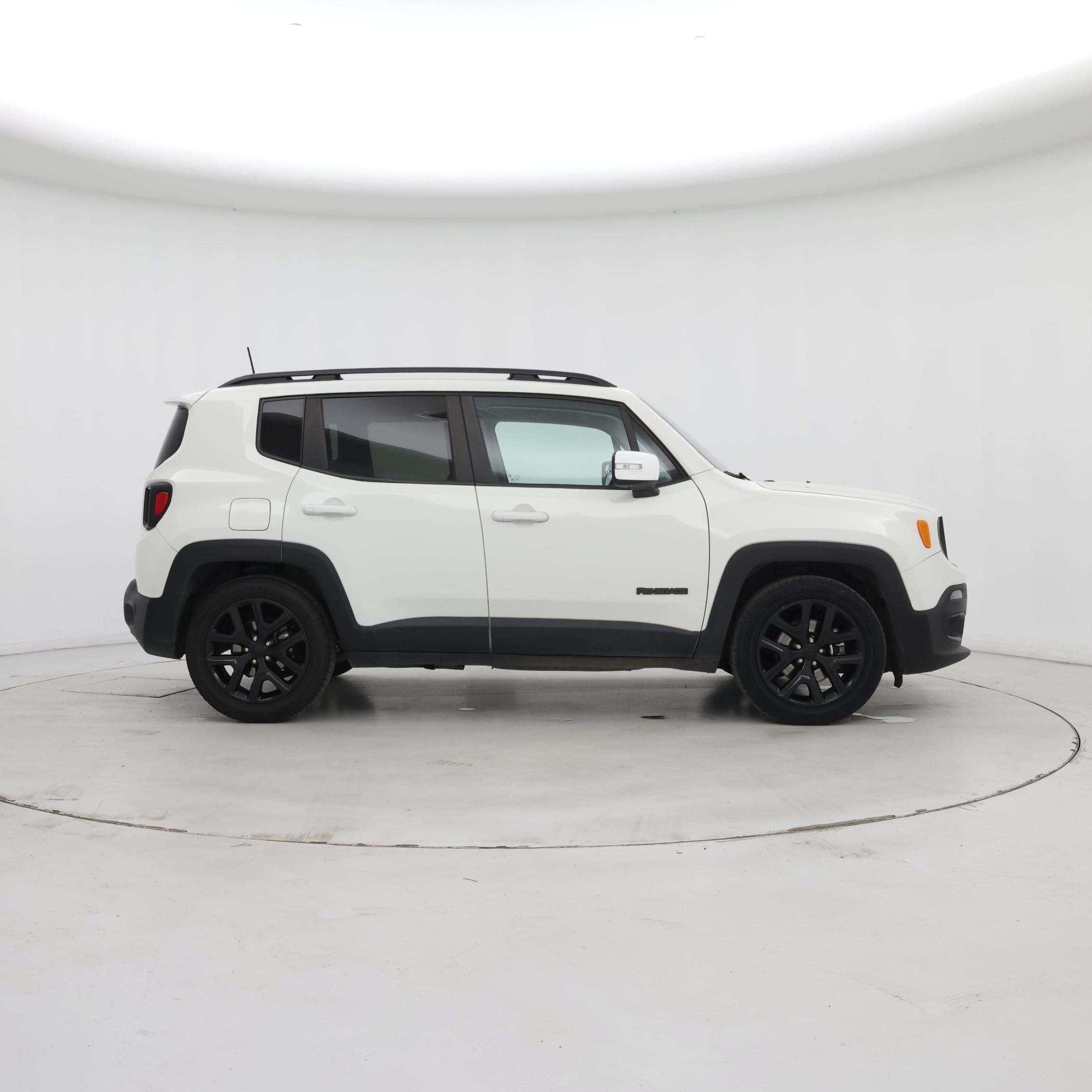 Thumbnail: 2018 Jeep Renegade - 7