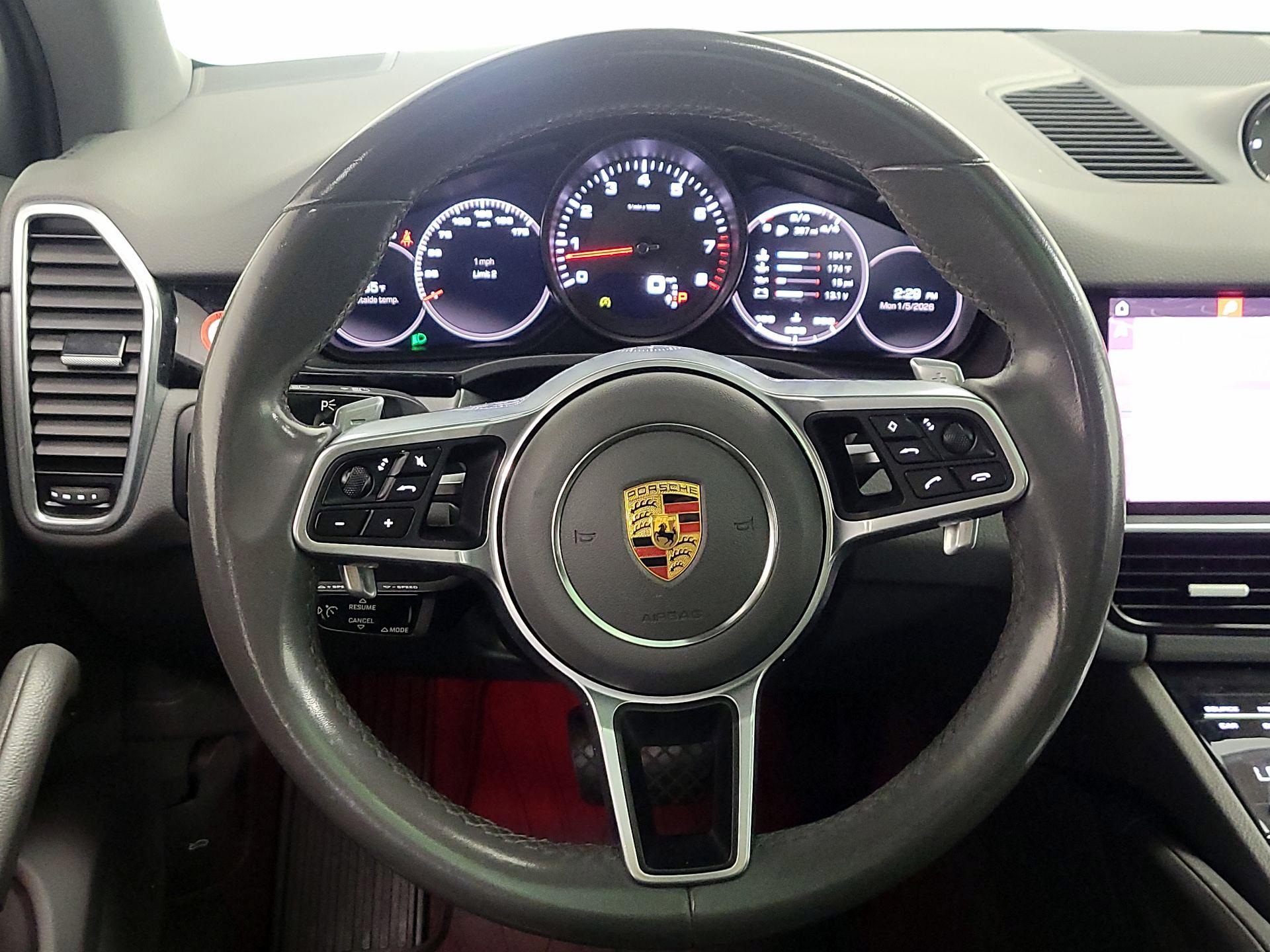 Thumbnail: 2020 Porsche Cayenne - 10