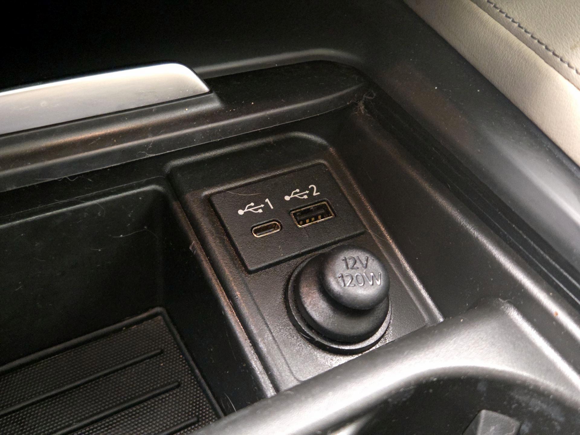 Thumbnail: 2020 INFINITI QX50 - 18