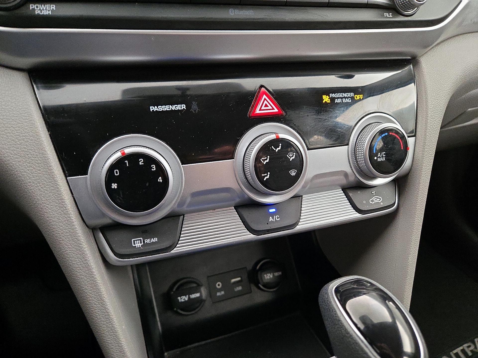 Thumbnail: 2019 Hyundai Elantra - 16