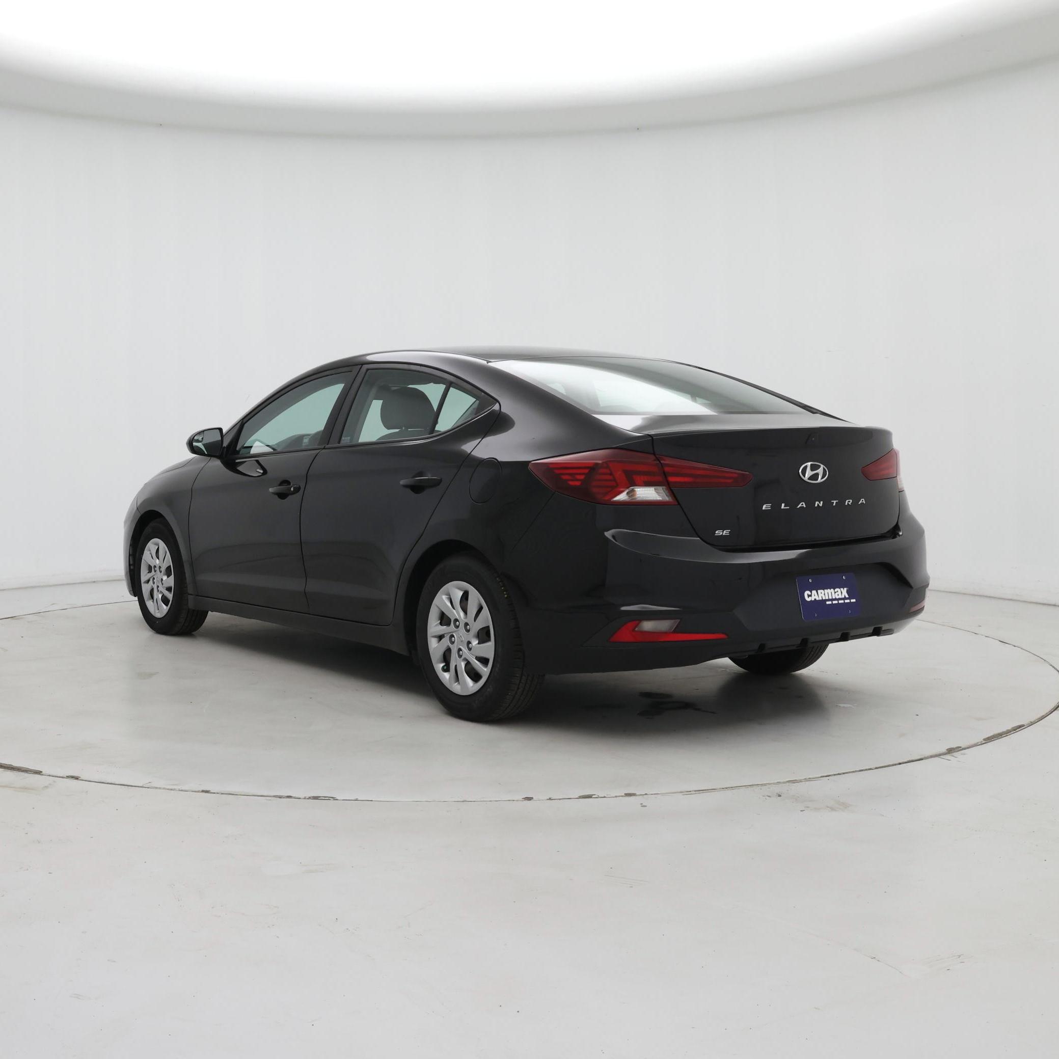 Thumbnail: 2019 Hyundai Elantra - 2