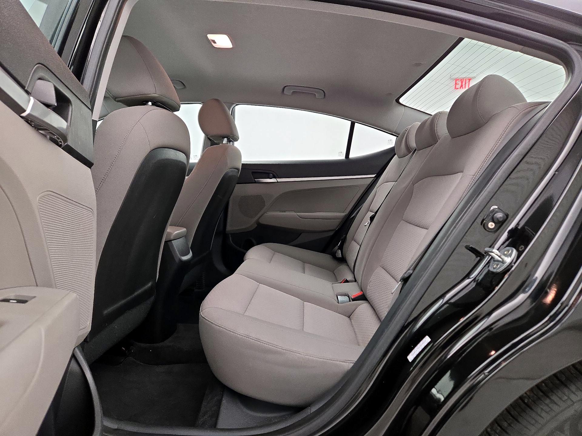 Thumbnail: 2019 Hyundai Elantra - 19