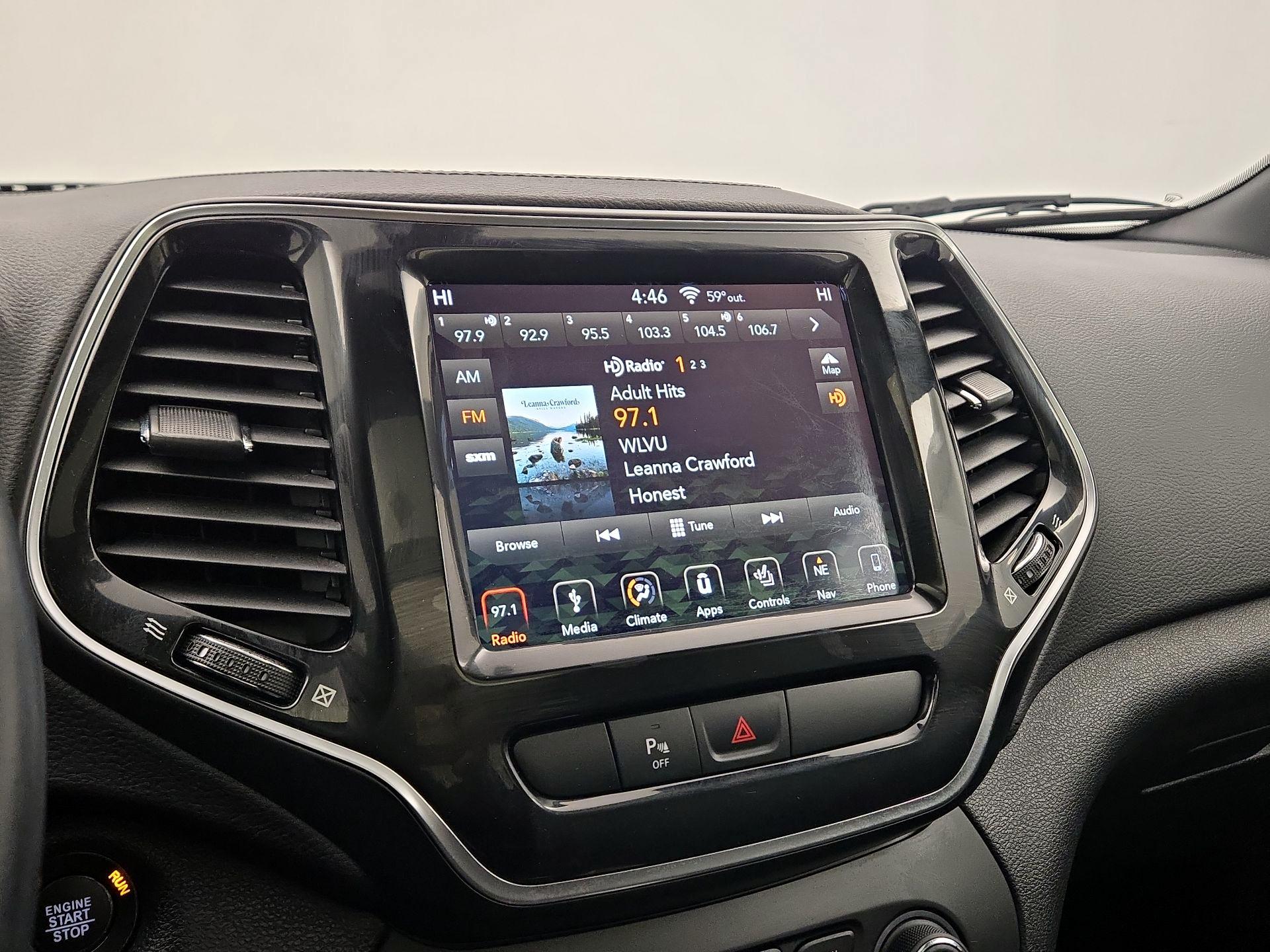 Thumbnail: 2019 Jeep Cherokee - 15