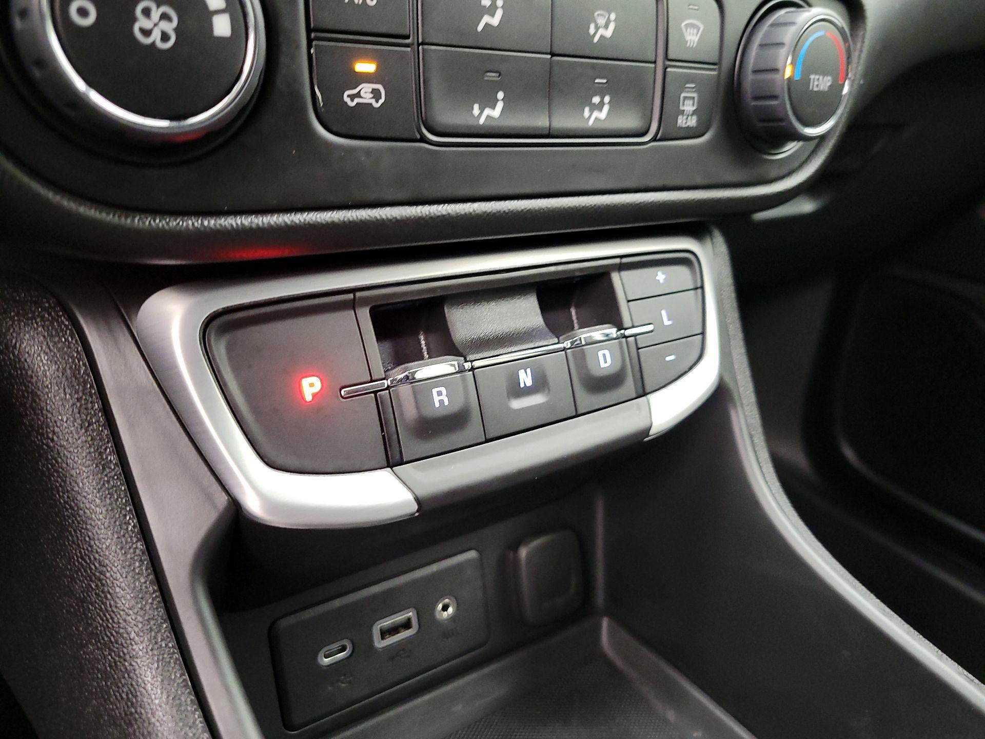 Thumbnail: 2023 GMC Terrain - 17