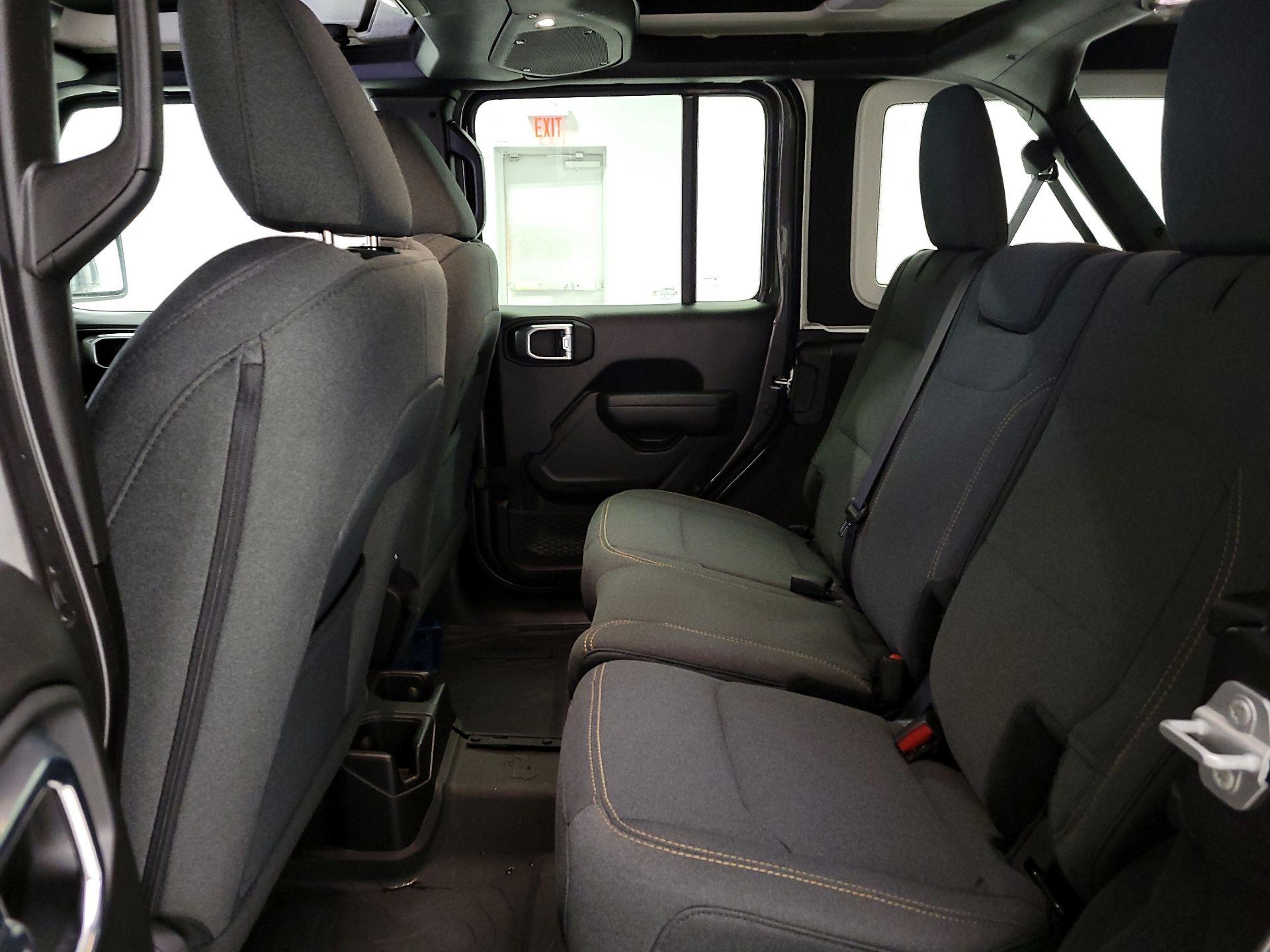 Thumbnail: 2025 Jeep Wrangler - 19