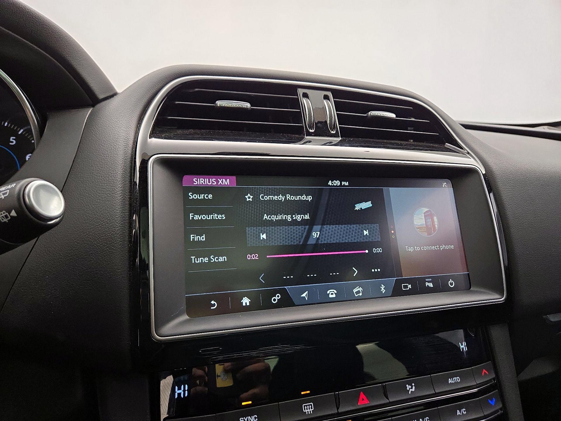 Thumbnail: 2019 Jaguar F-Pace - 15