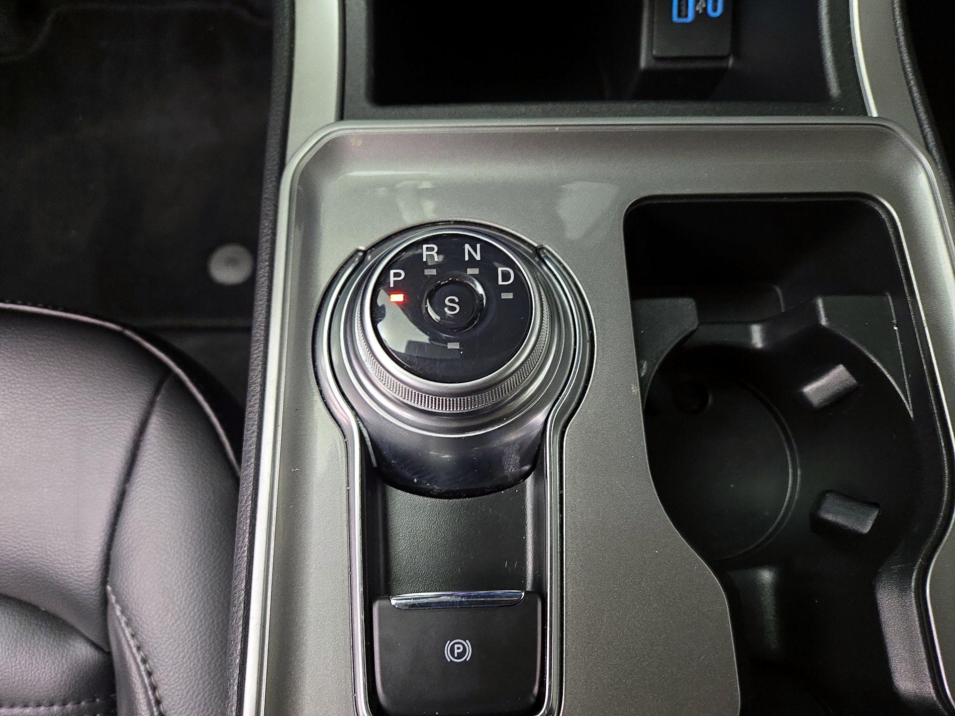 Thumbnail: 2024 Ford Edge - 17