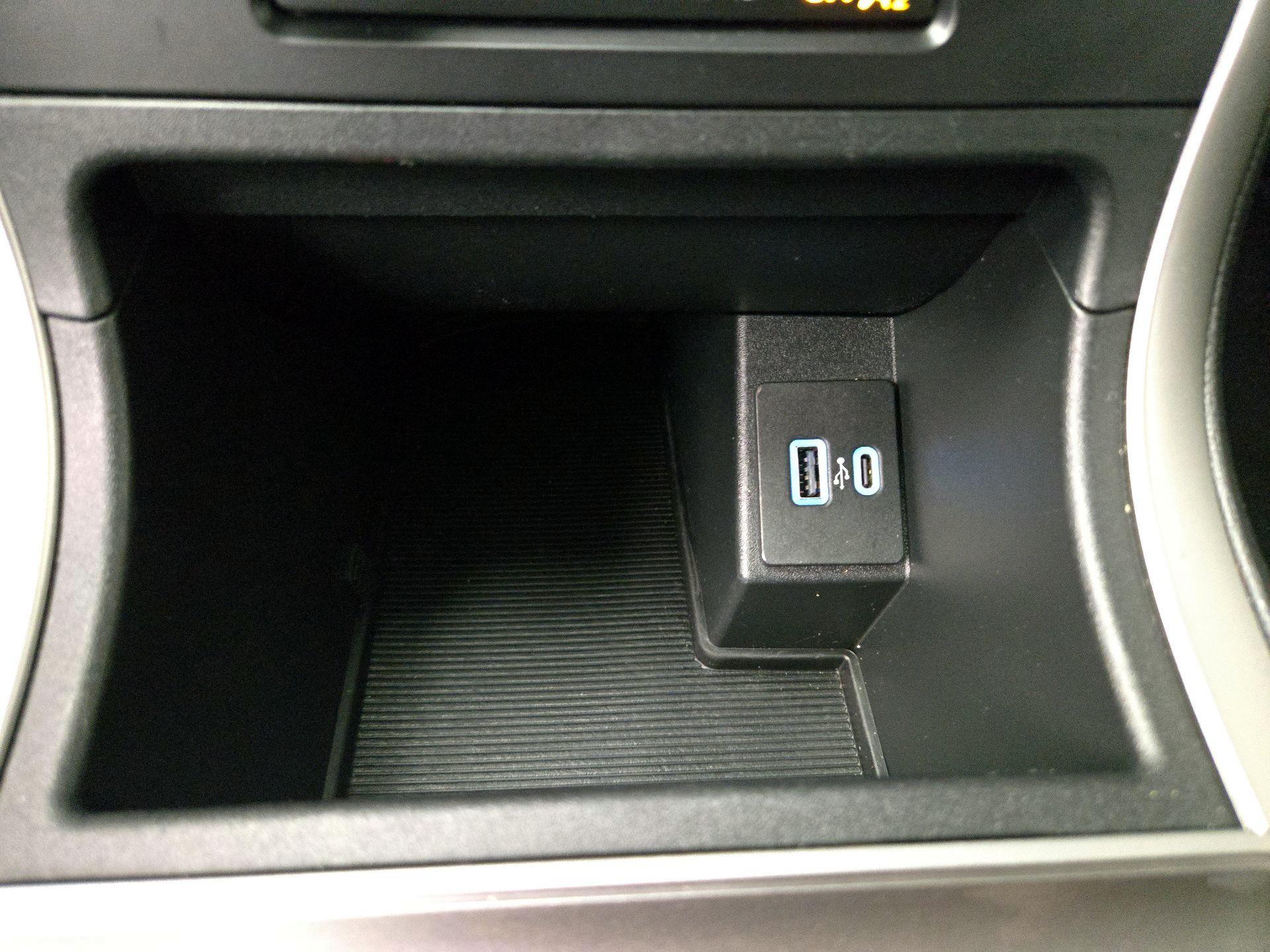 Thumbnail: 2024 Ford Edge - 18