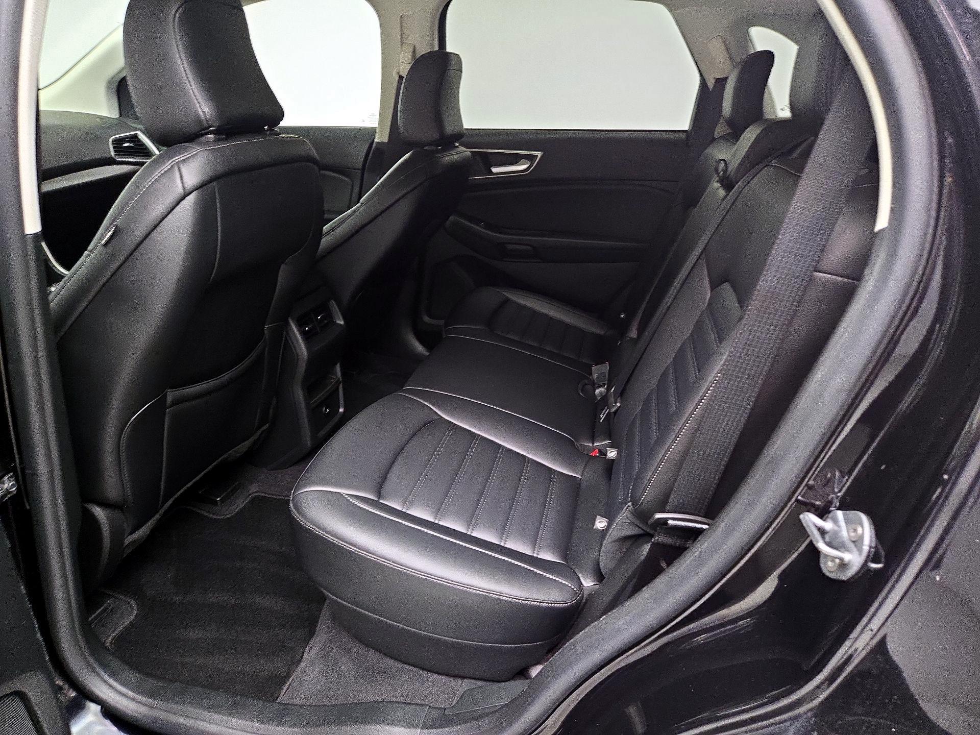 Thumbnail: 2024 Ford Edge - 19