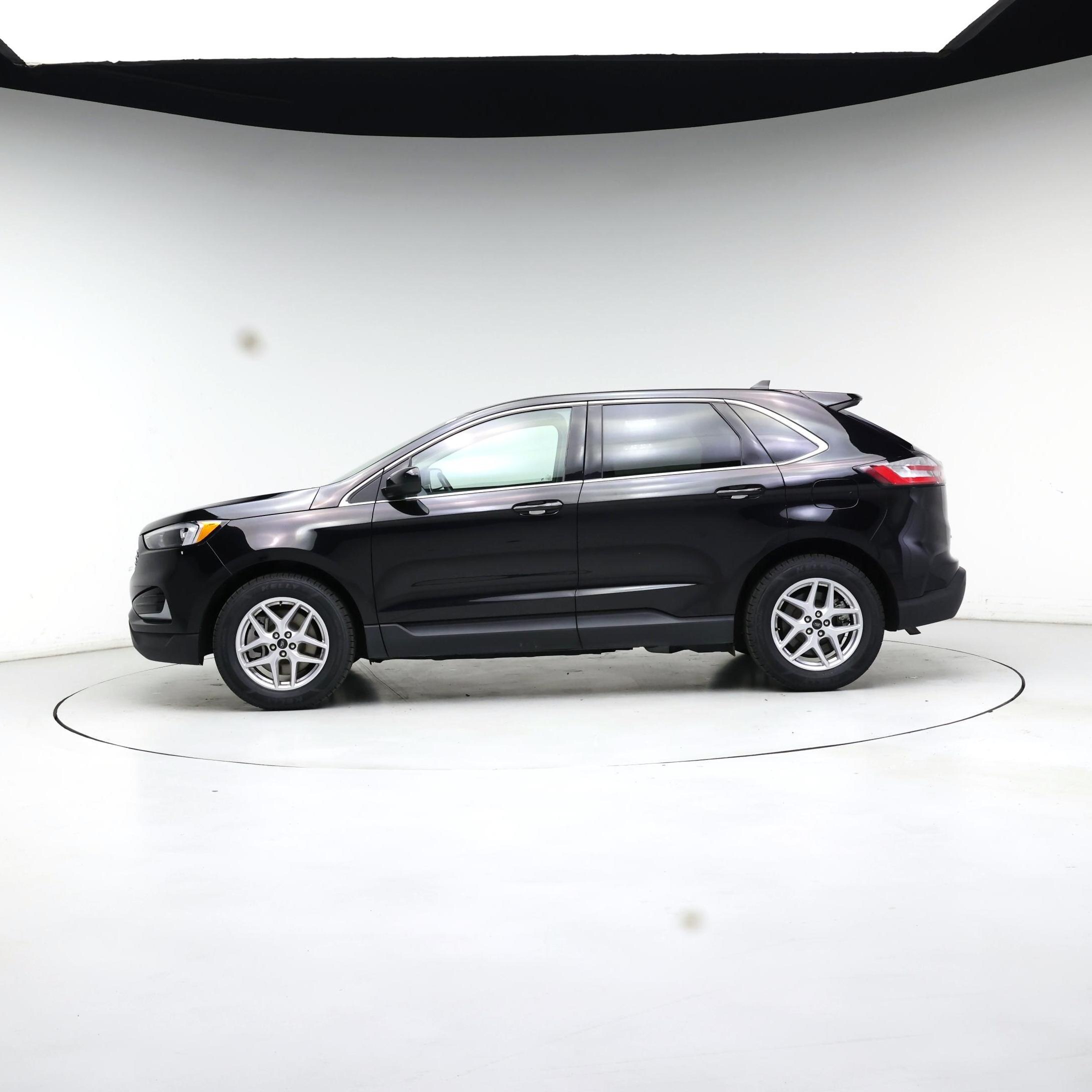 Thumbnail: 2024 Ford Edge - 3
