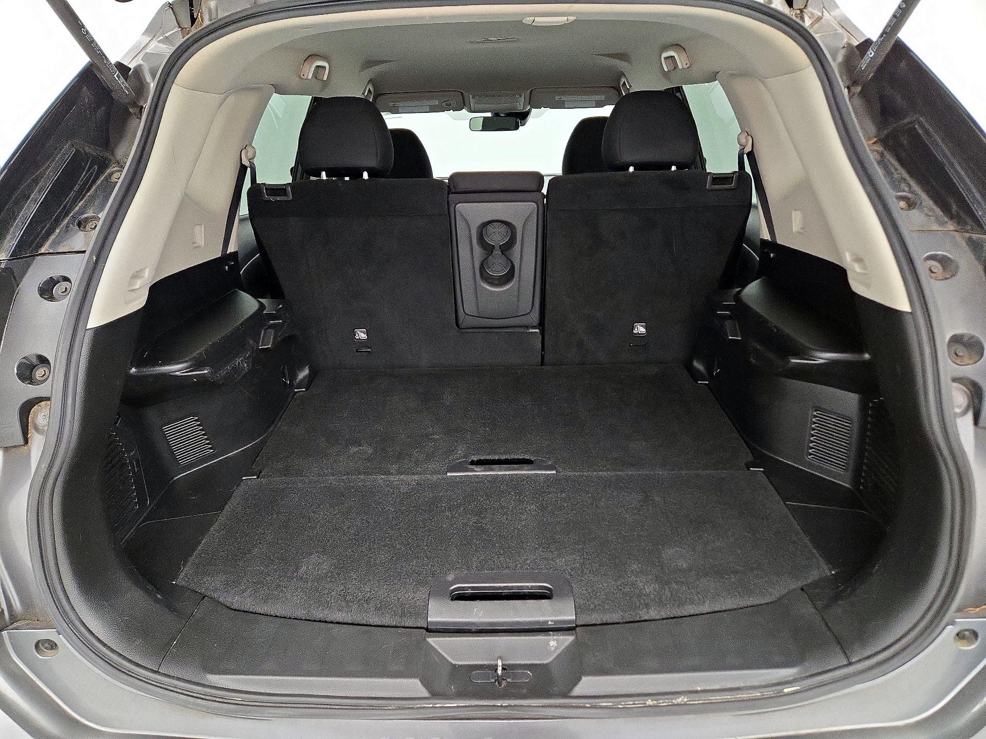 Thumbnail: 2019 Nissan Rogue - 20