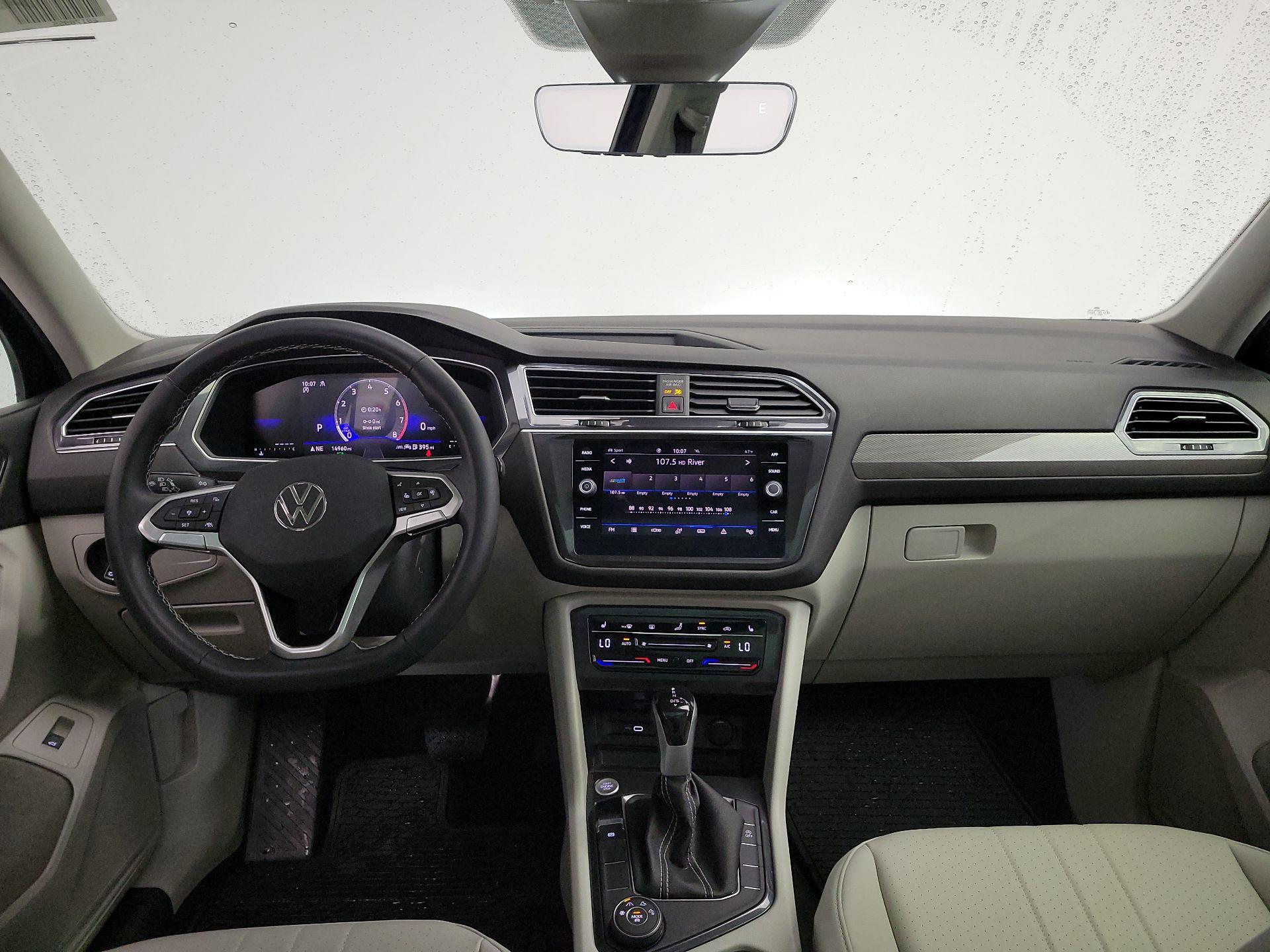 Thumbnail: 2024 Volkswagen Tiguan - 9