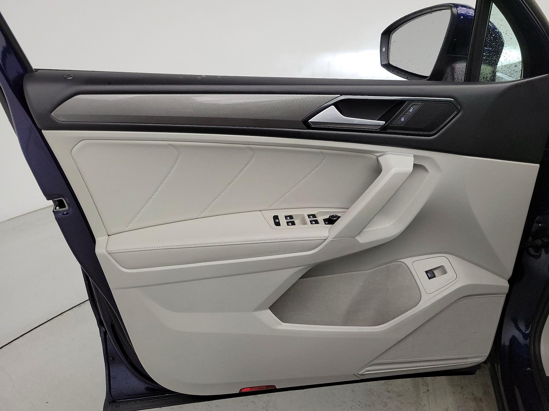 Thumbnail: 2024 Volkswagen Tiguan - 12