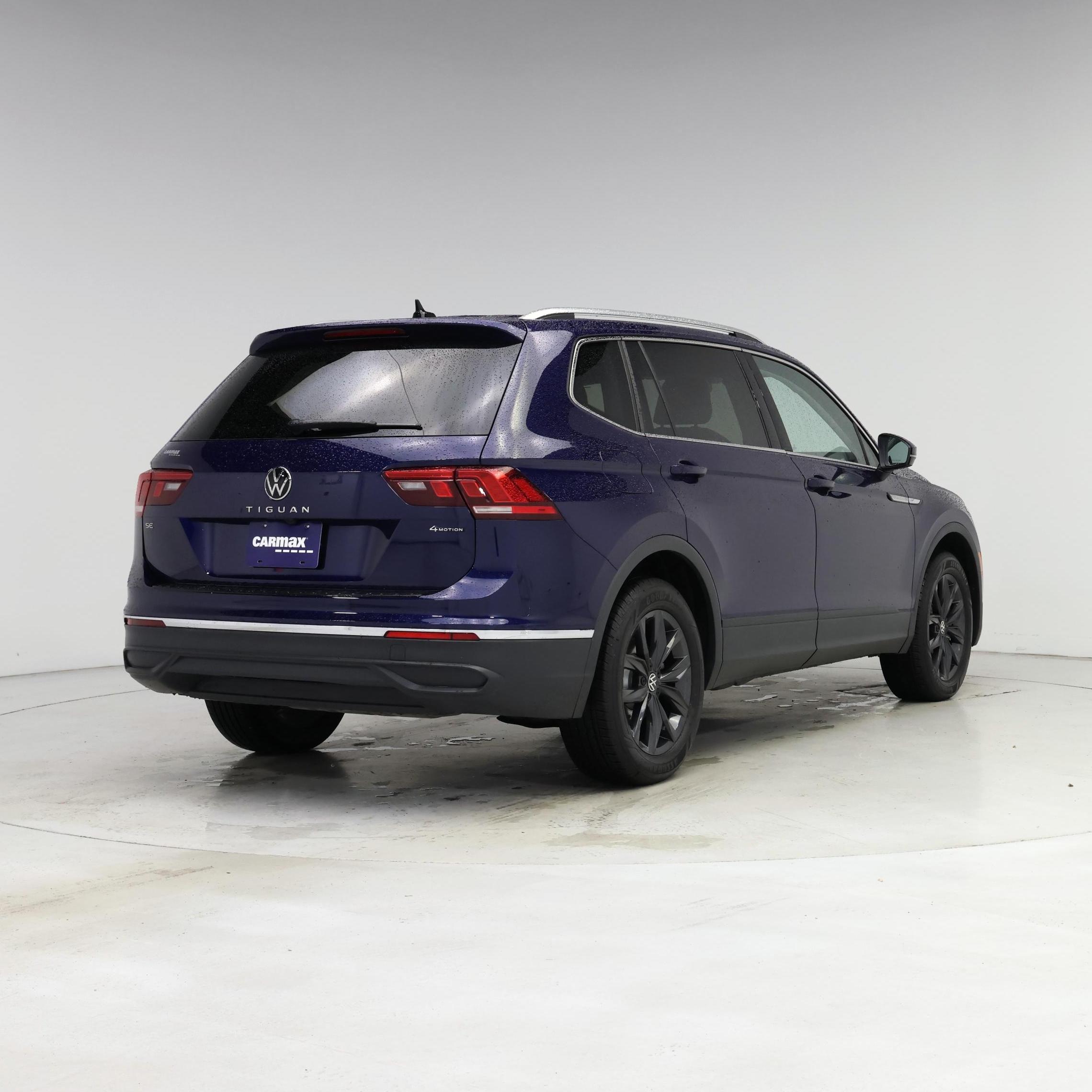 Thumbnail: 2024 Volkswagen Tiguan - 8