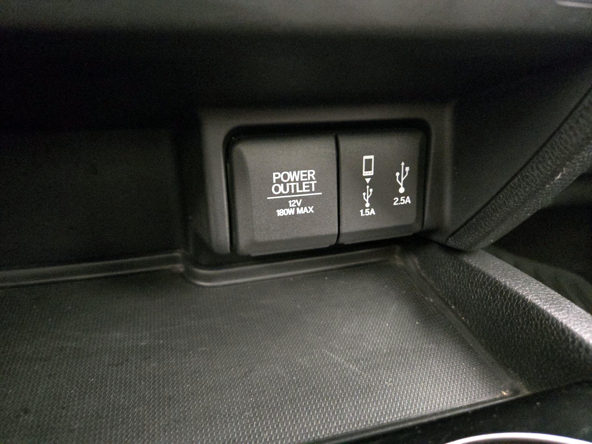 Thumbnail: 2017 Honda Pilot - 18