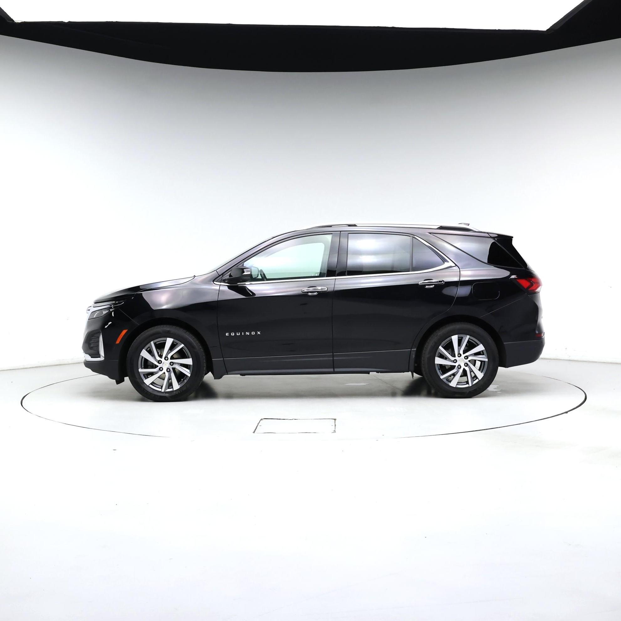 Thumbnail: 2024 Chevrolet Equinox - 3