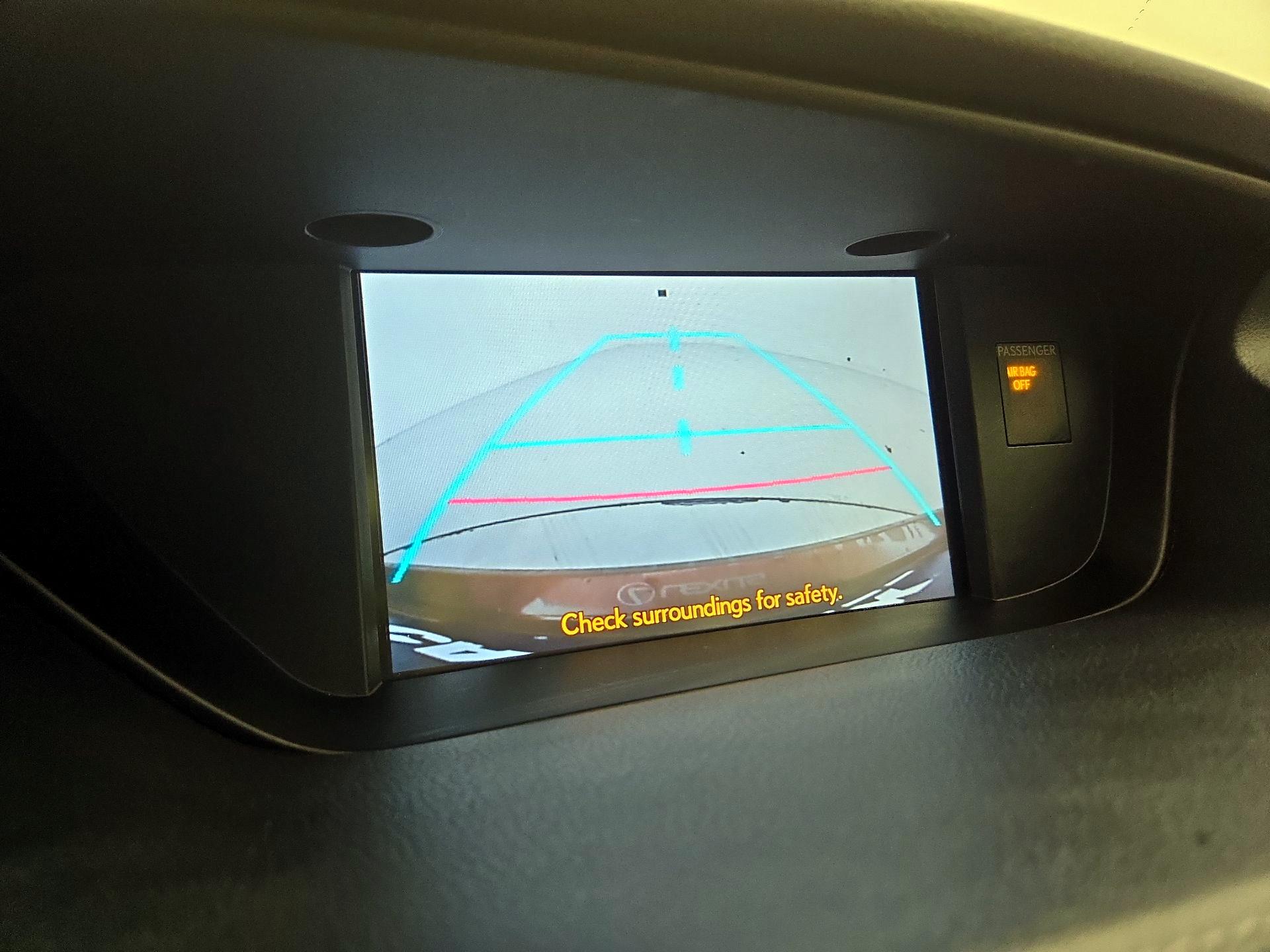 Thumbnail: 2014 Lexus ES - 15