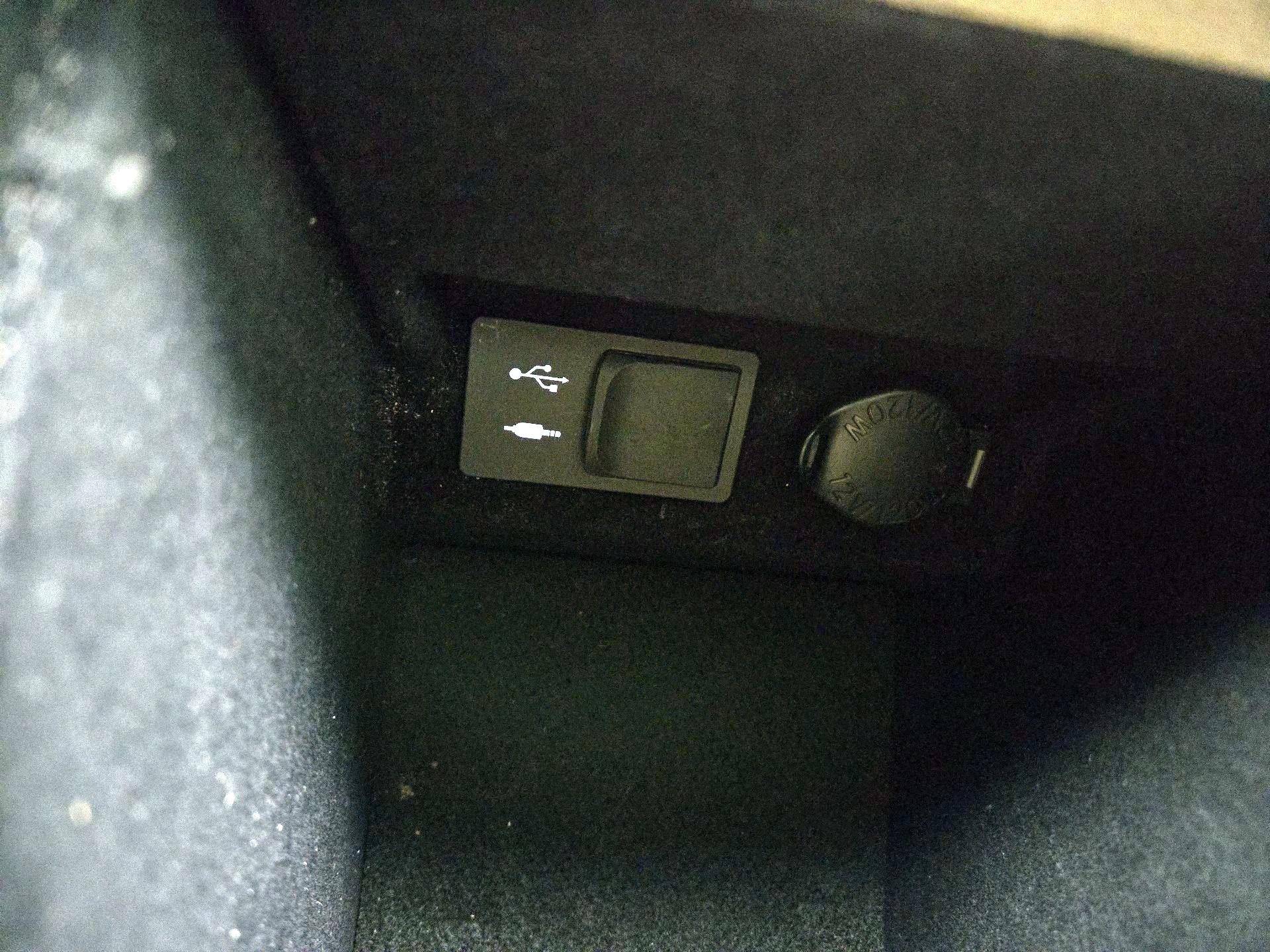 Thumbnail: 2014 Lexus ES - 19