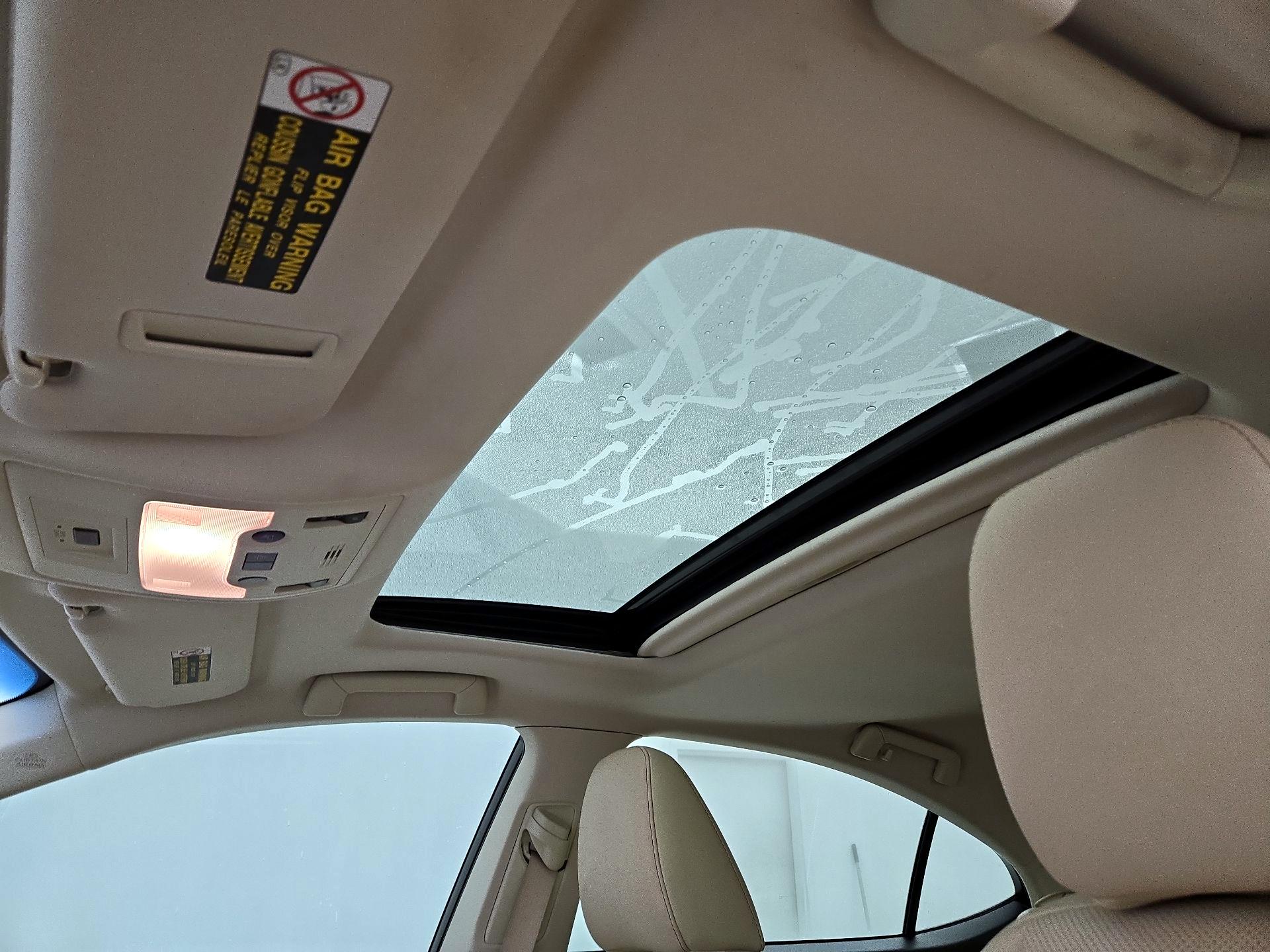 Thumbnail: 2014 Lexus ES - 20