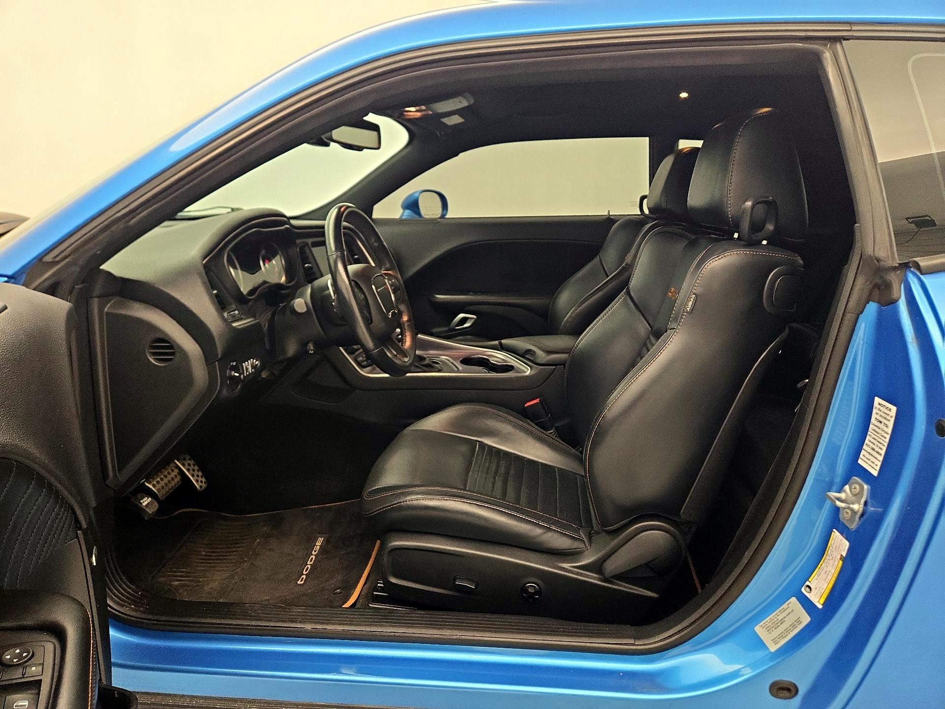 Thumbnail: 2015 Dodge Challenger - 11