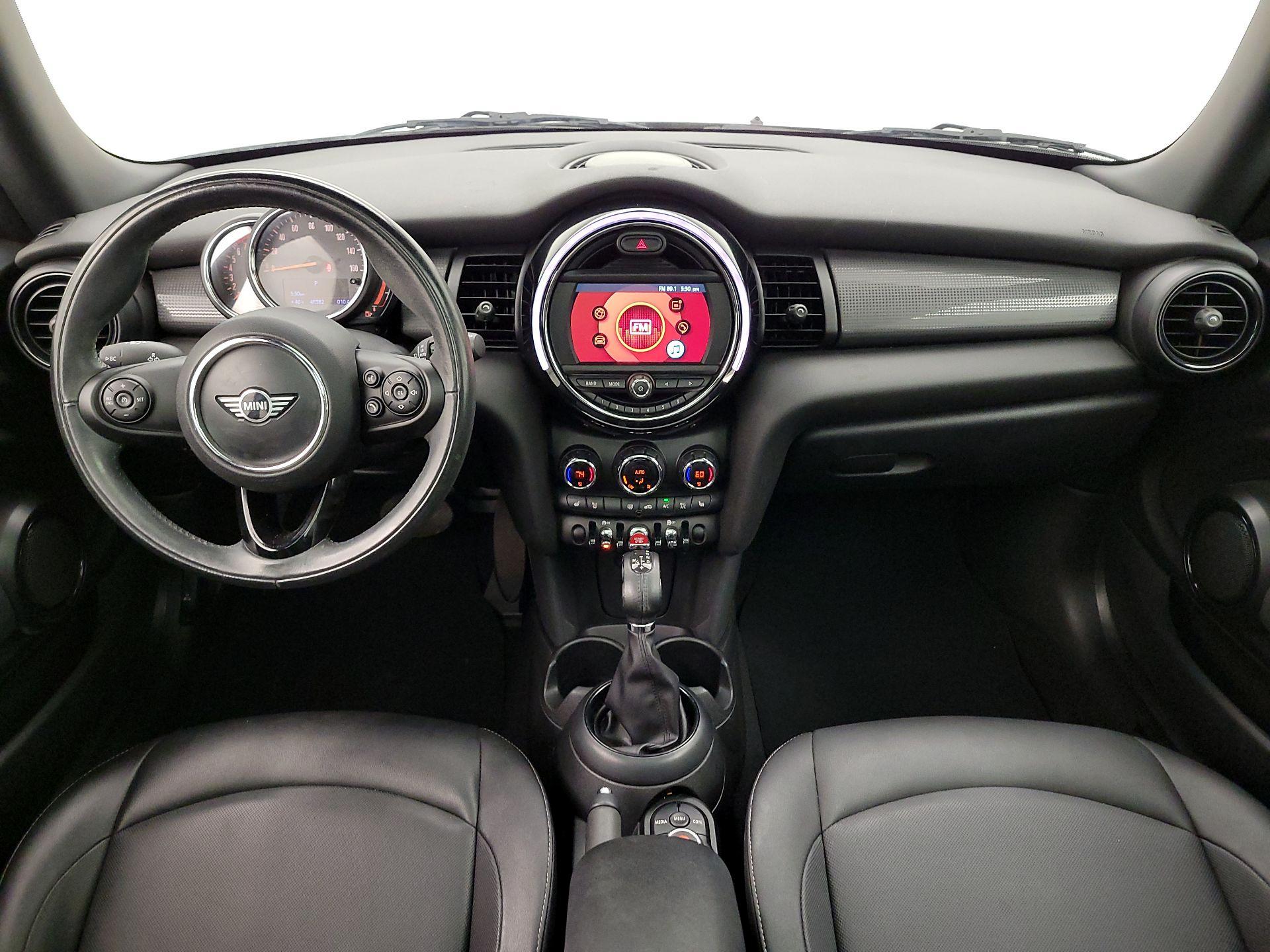 Thumbnail: 2019 MINI Cooper Hardtop - 9
