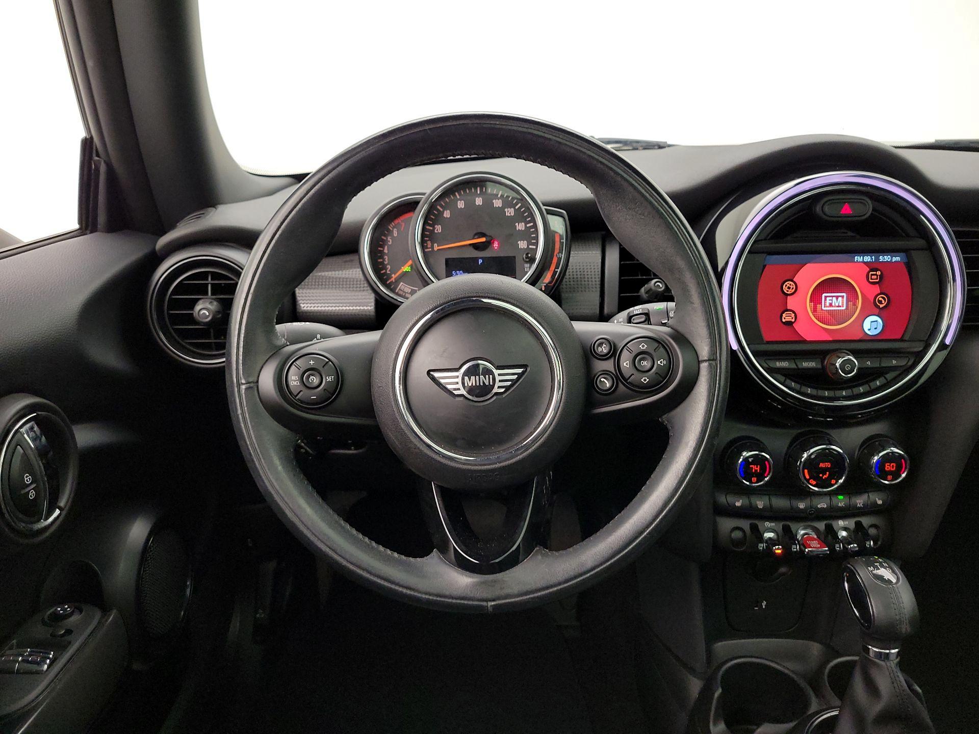 Thumbnail: 2019 MINI Cooper Hardtop - 10