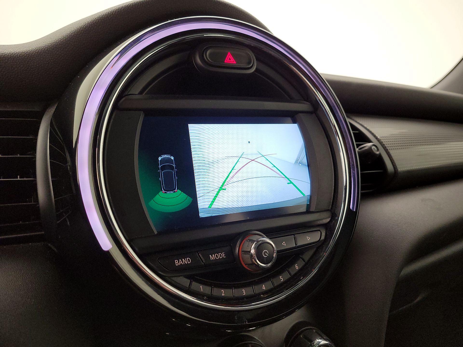 Thumbnail: 2019 MINI Cooper Hardtop - 14