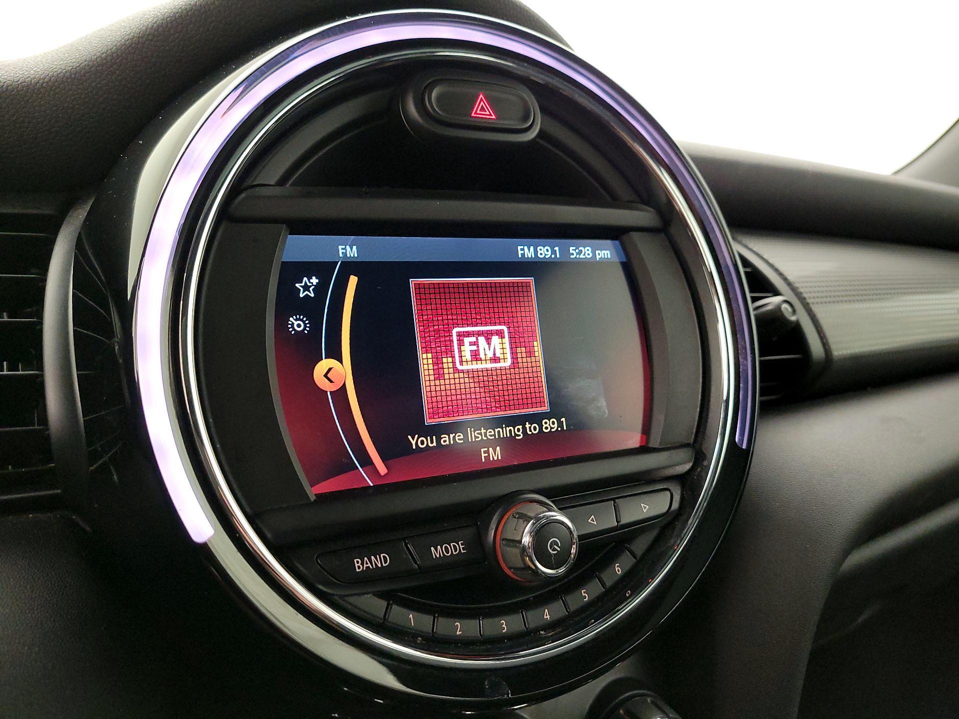 Thumbnail: 2019 MINI Cooper Hardtop - 15