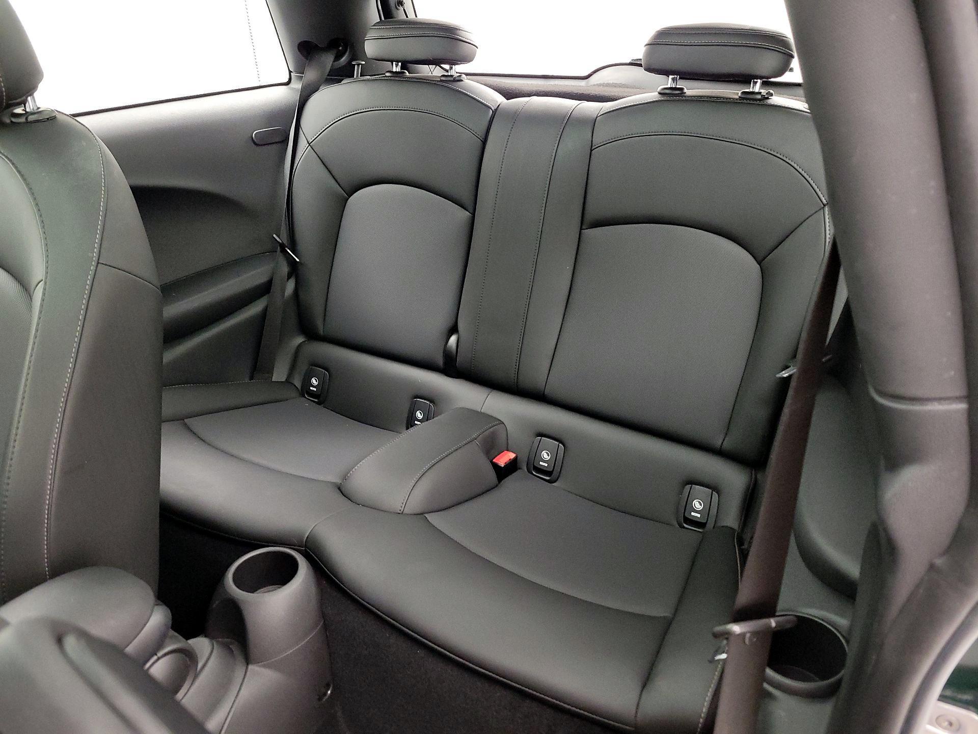 Thumbnail: 2019 MINI Cooper Hardtop - 20