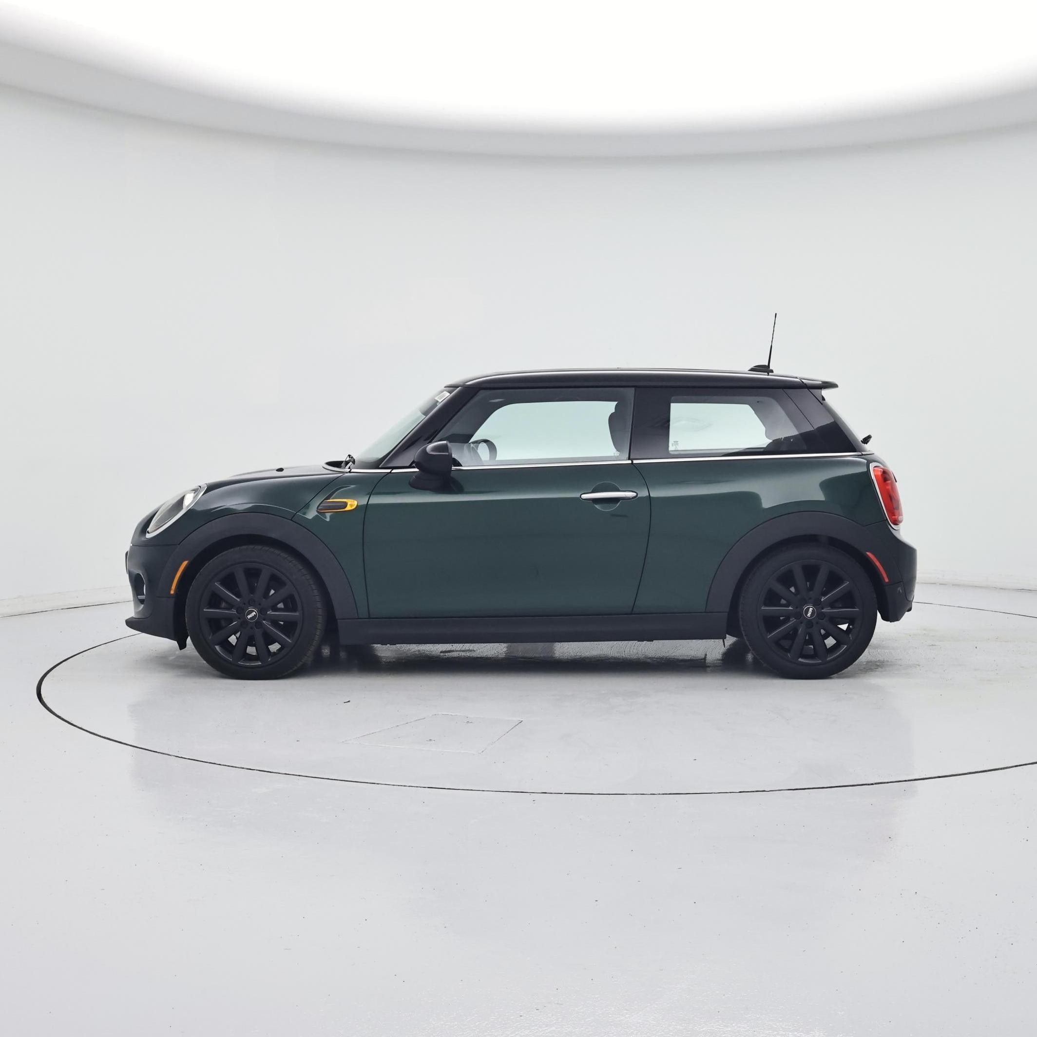 Thumbnail: 2019 MINI Cooper Hardtop - 3