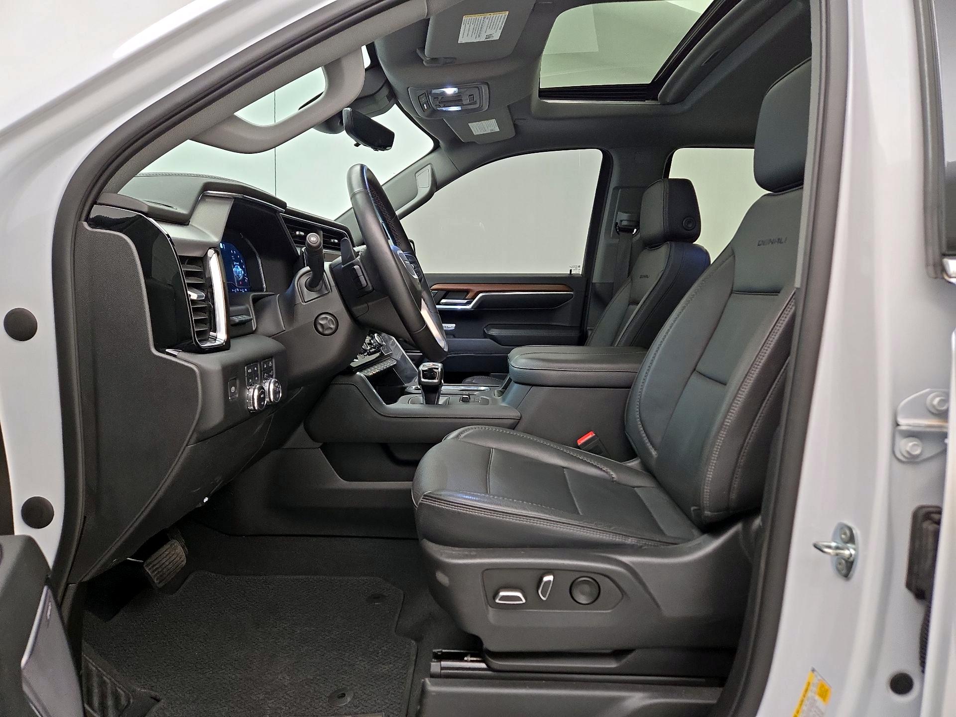 Thumbnail: 2023 GMC Sierra 1500 - 11