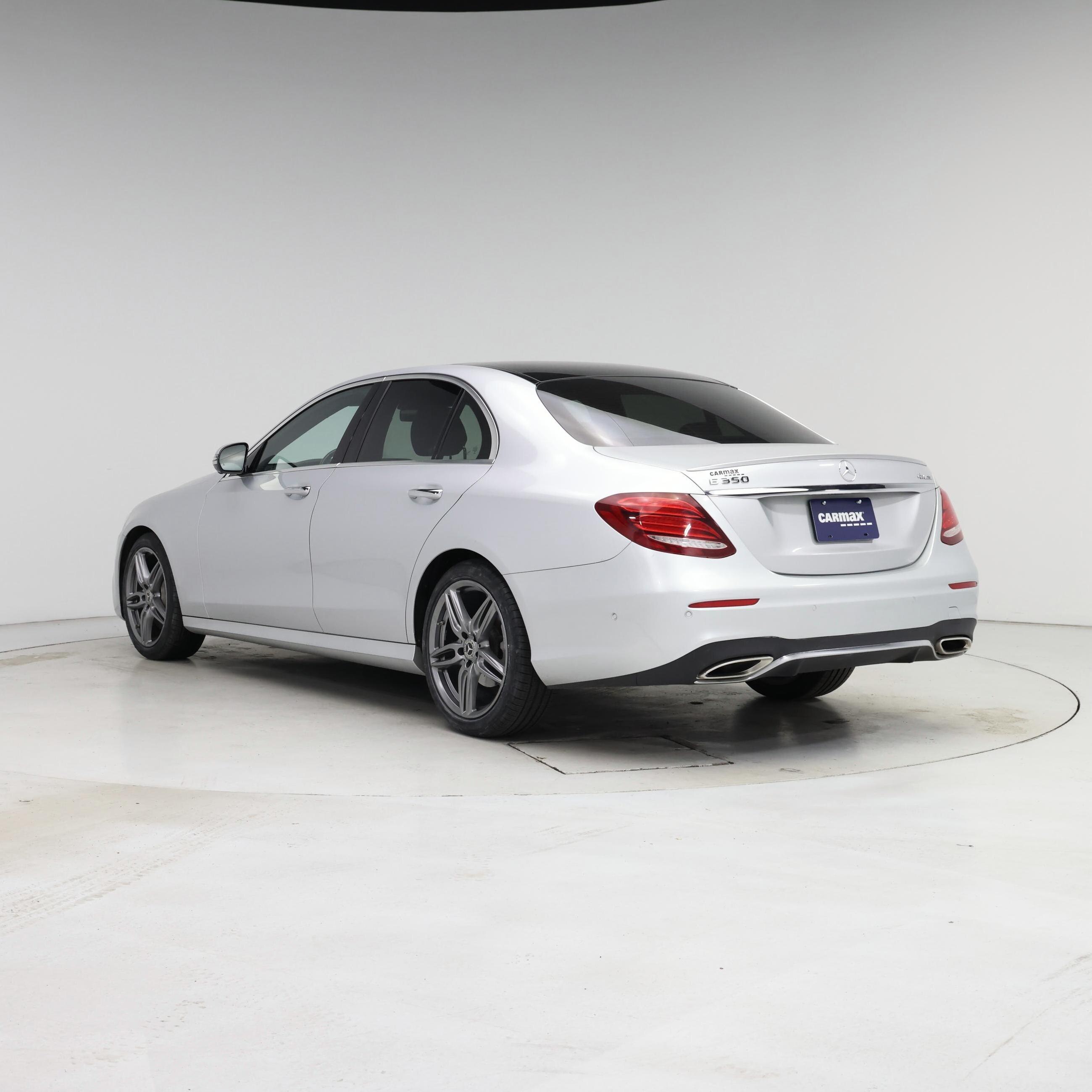 Thumbnail: 2020 Mercedes-Benz E-Class - 2