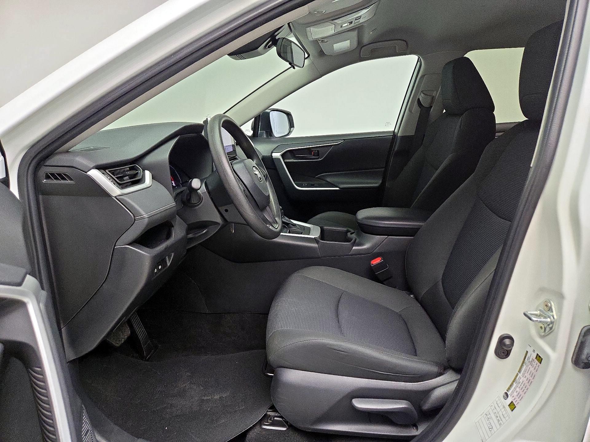 Thumbnail: 2024 Toyota RAV4 - 11