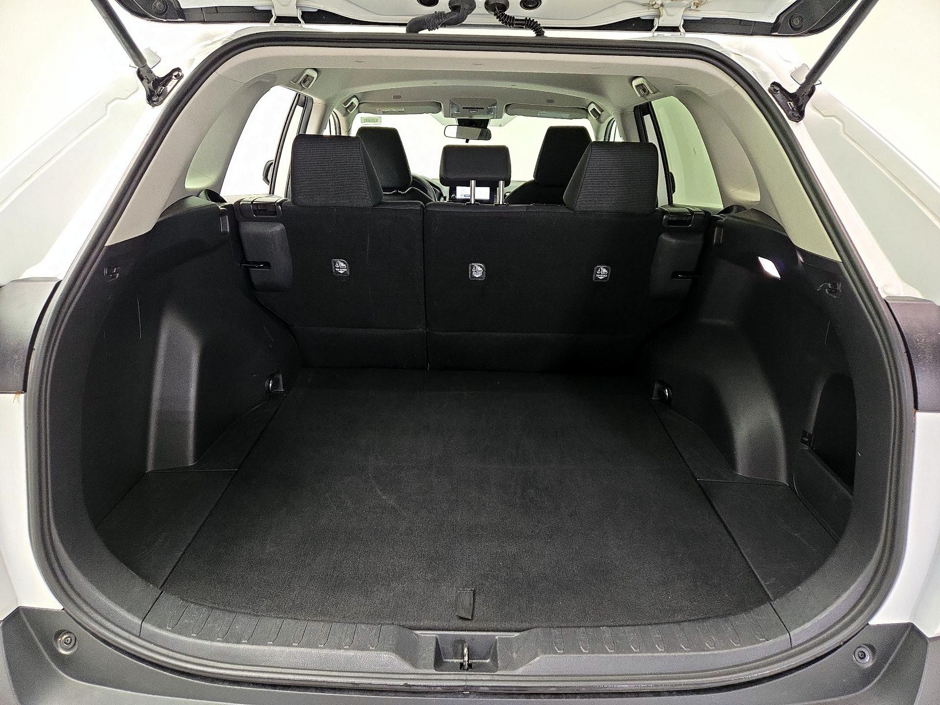 Thumbnail: 2024 Toyota RAV4 - 20