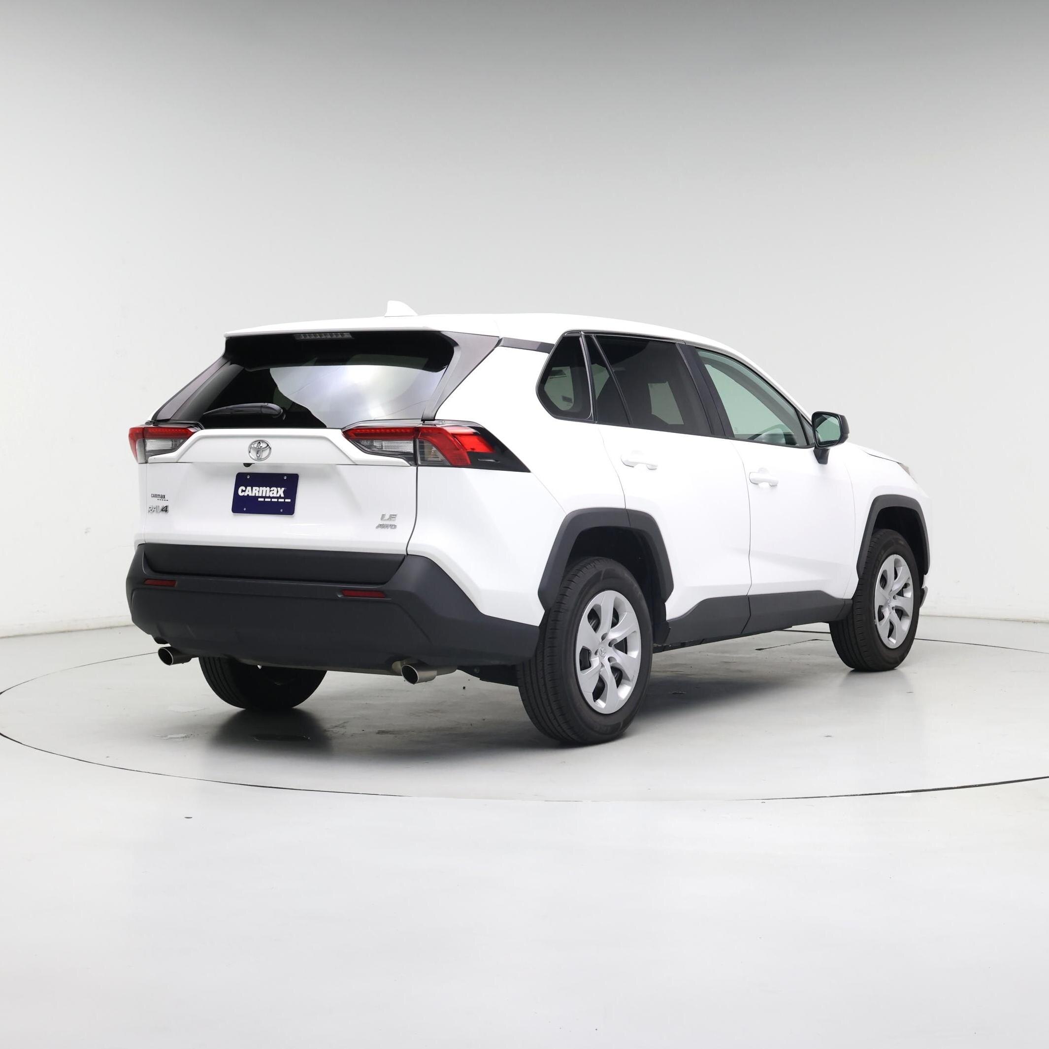 Thumbnail: 2024 Toyota RAV4 - 8