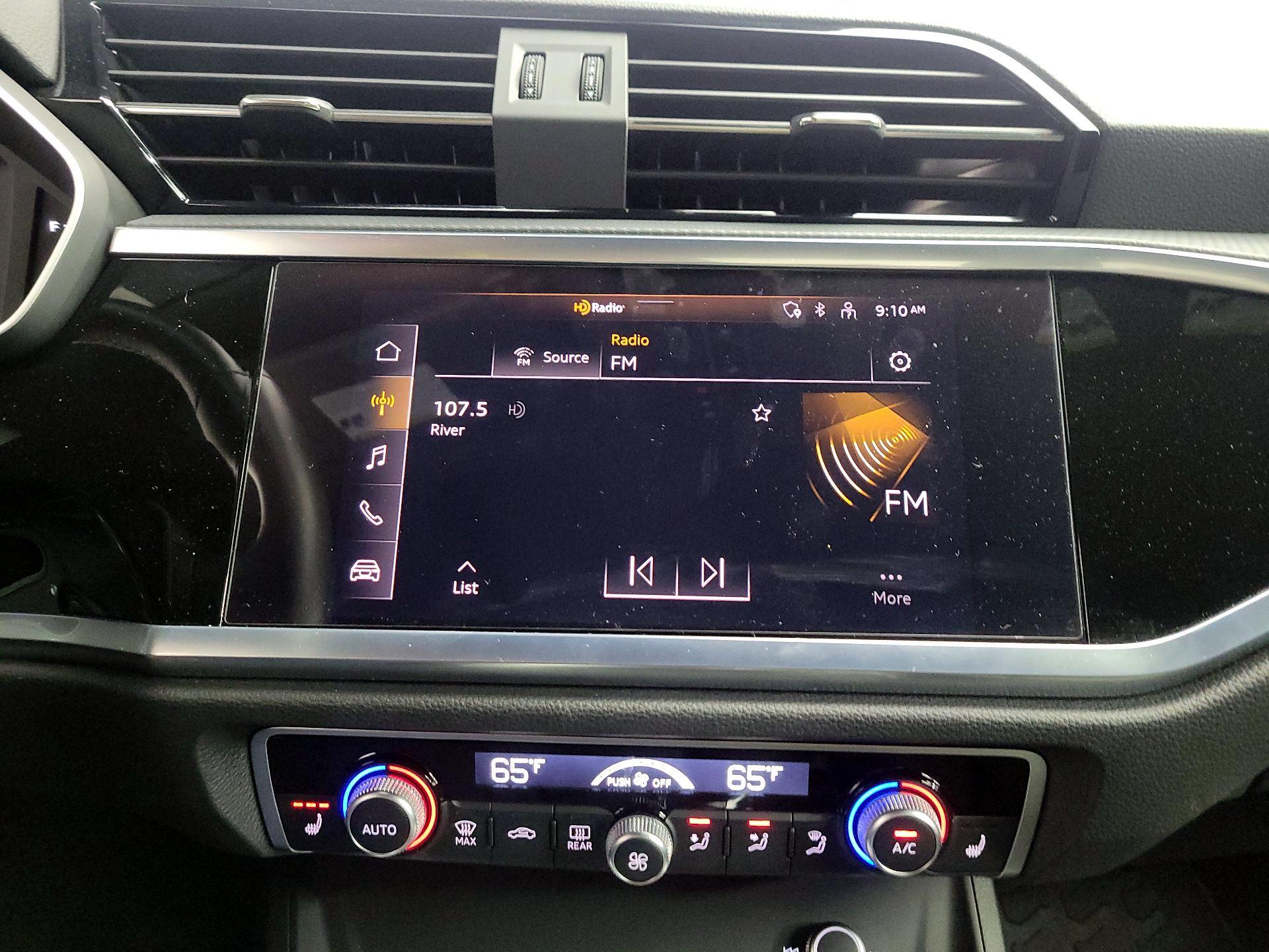 Thumbnail: 2022 Audi Q3 - 15