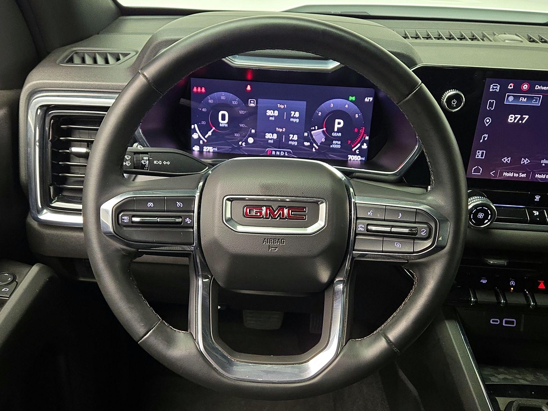Thumbnail: 2024 GMC Canyon - 10