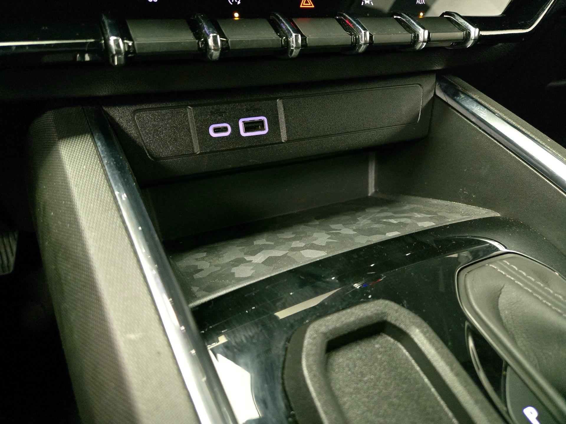 Thumbnail: 2024 GMC Canyon - 18