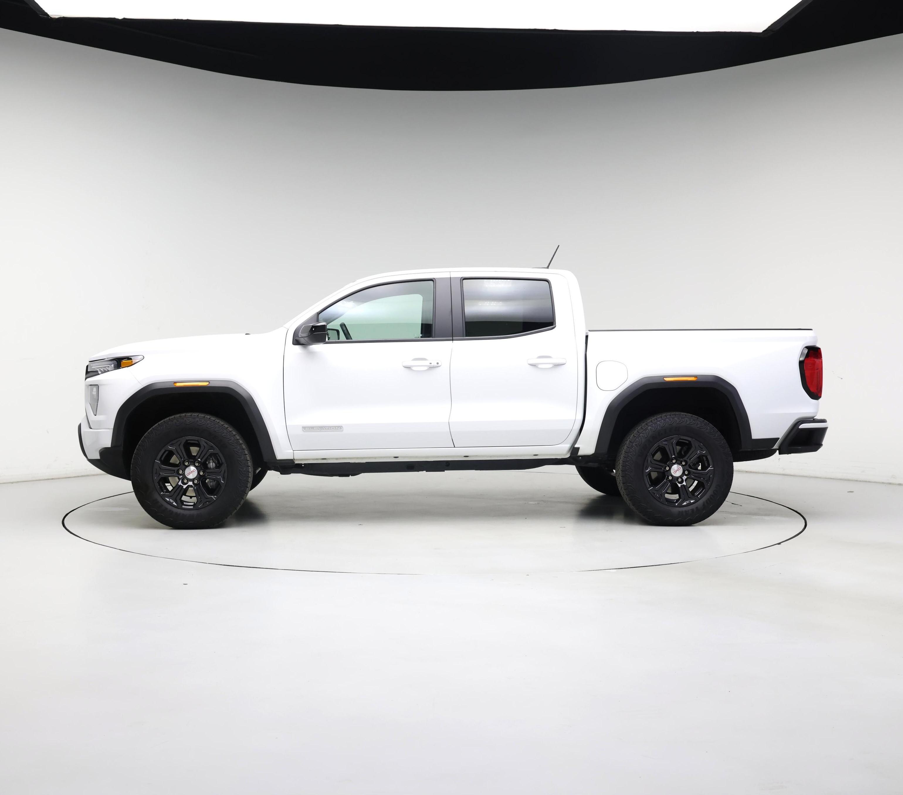 Thumbnail: 2024 GMC Canyon - 3