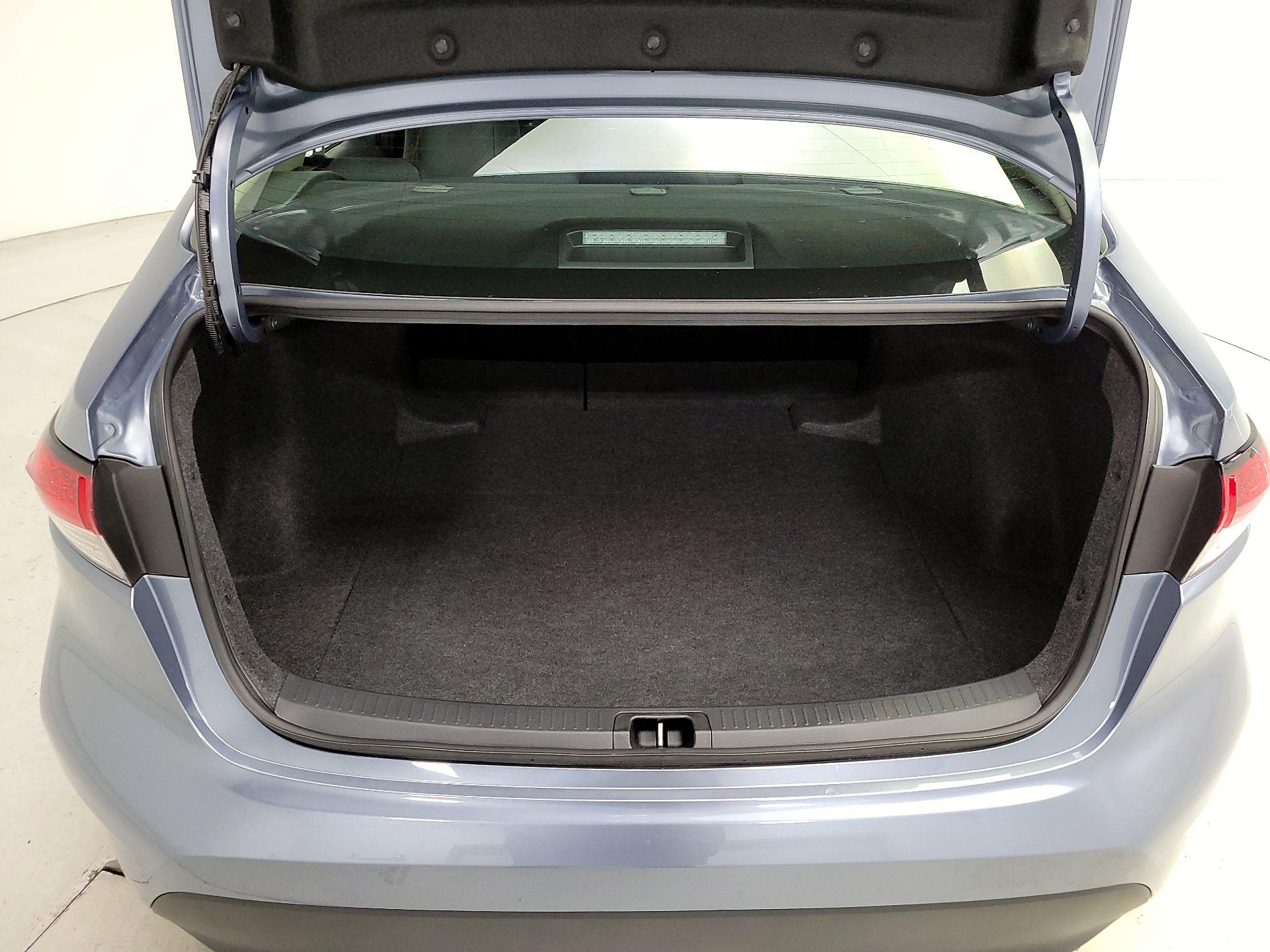 Thumbnail: 2025 Toyota Corolla - 20