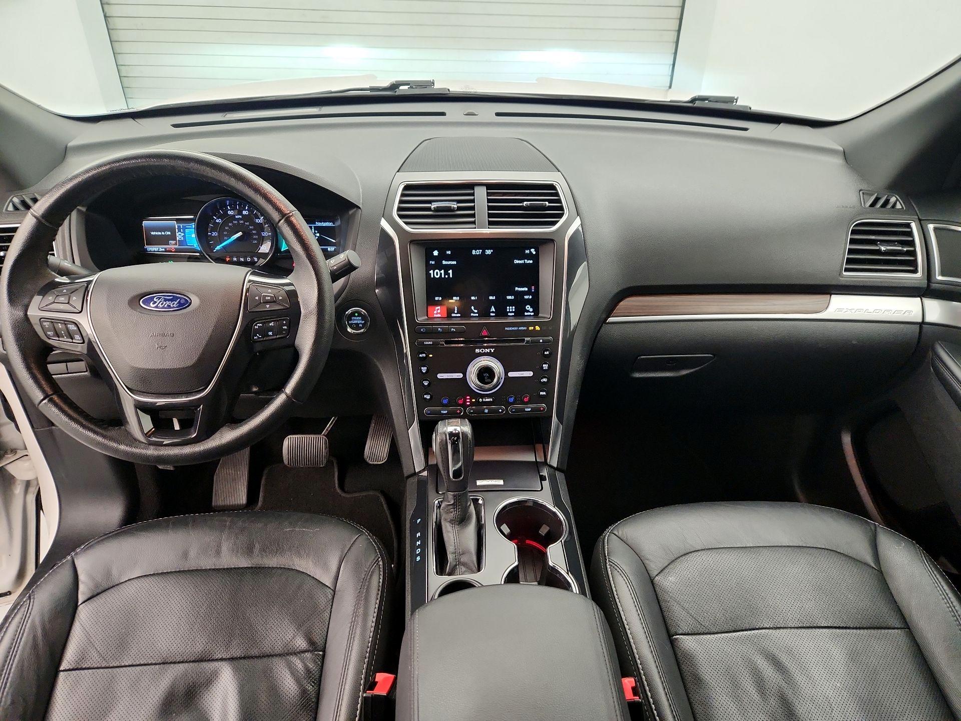 Thumbnail: 2018 Ford Explorer - 9