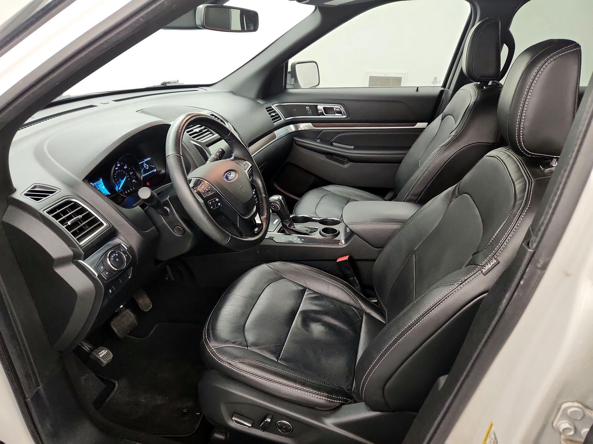 Thumbnail: 2018 Ford Explorer - 11