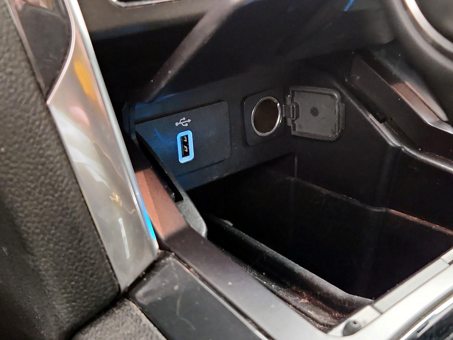 Thumbnail: 2018 Ford Explorer - 18