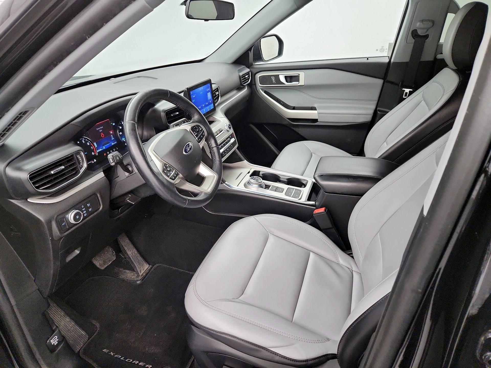 Thumbnail: 2021 Ford Explorer - 11