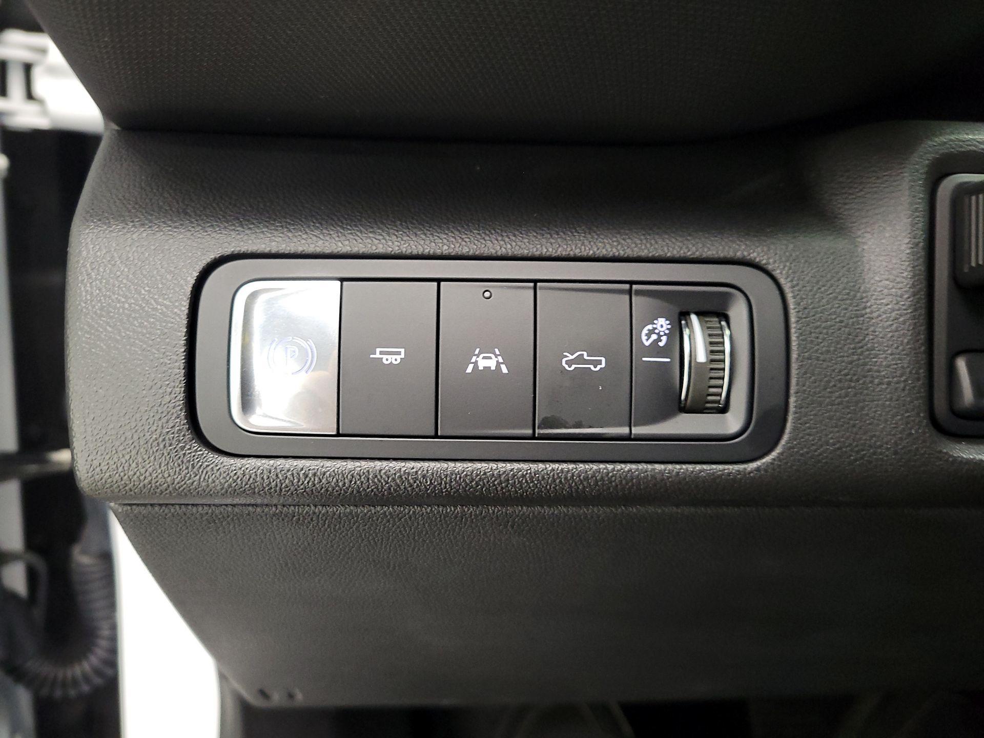 Thumbnail: 2024 Chevrolet Silverado EV - 13