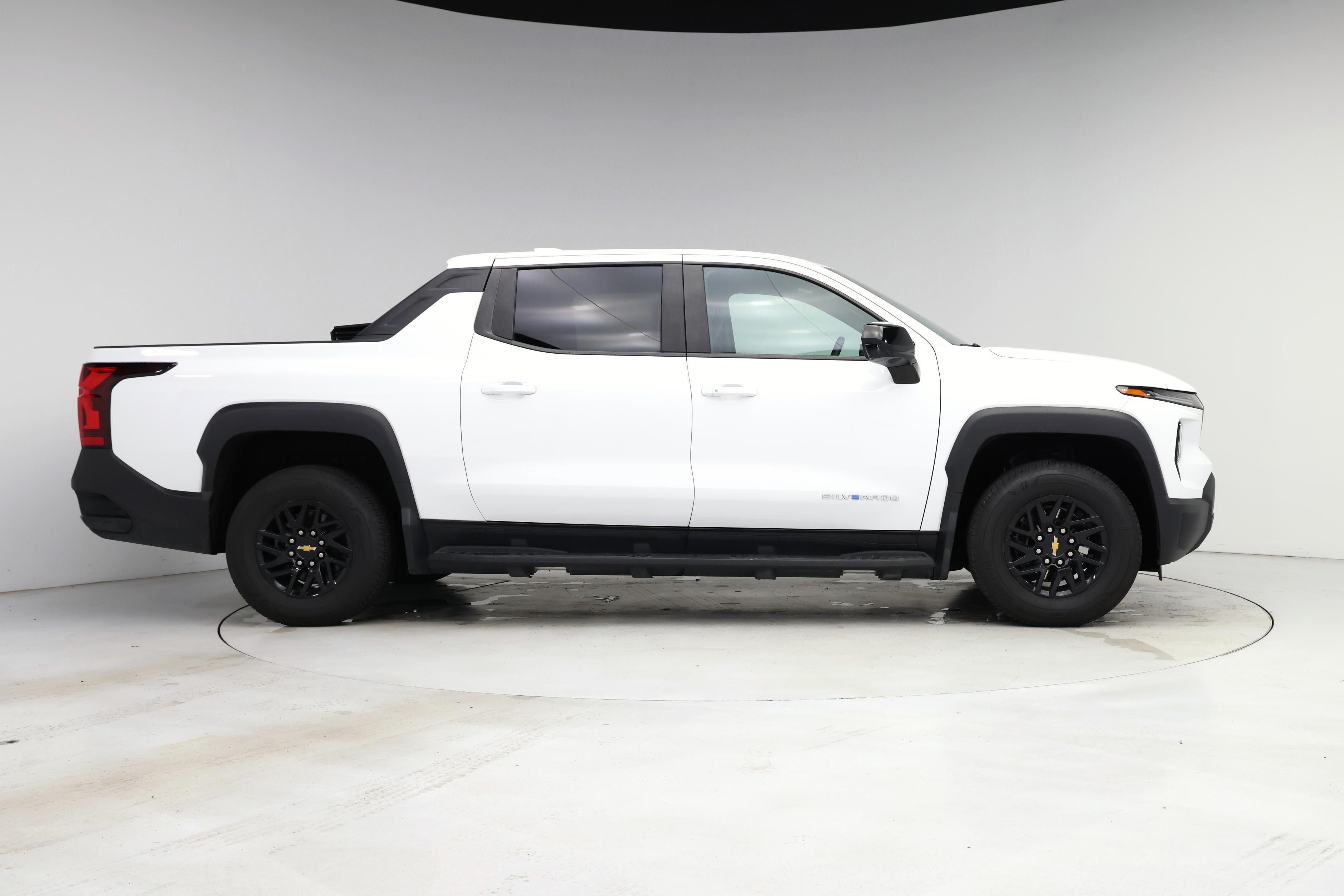Thumbnail: 2024 Chevrolet Silverado EV - 7