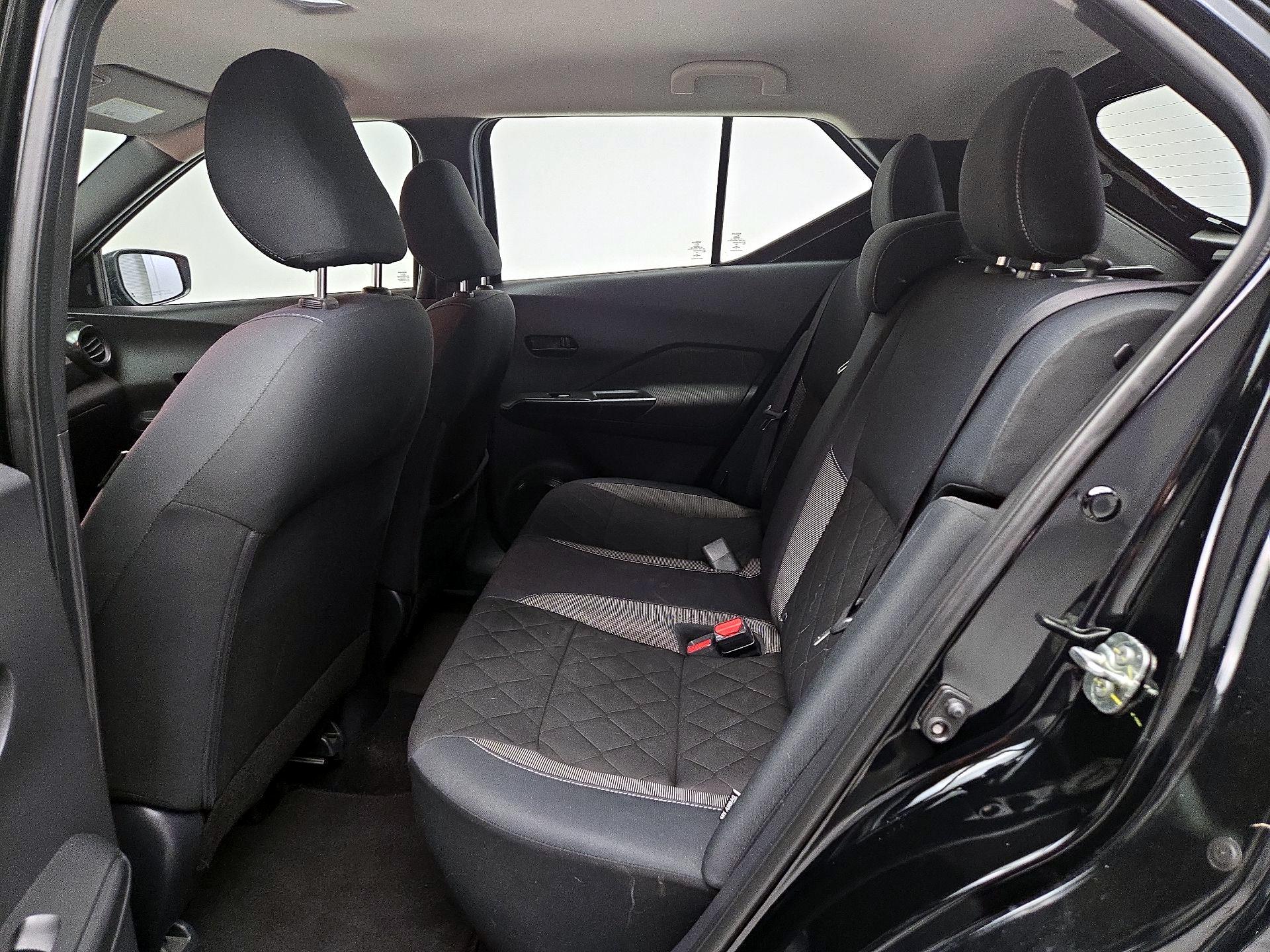 Thumbnail: 2020 Nissan Kicks - 19