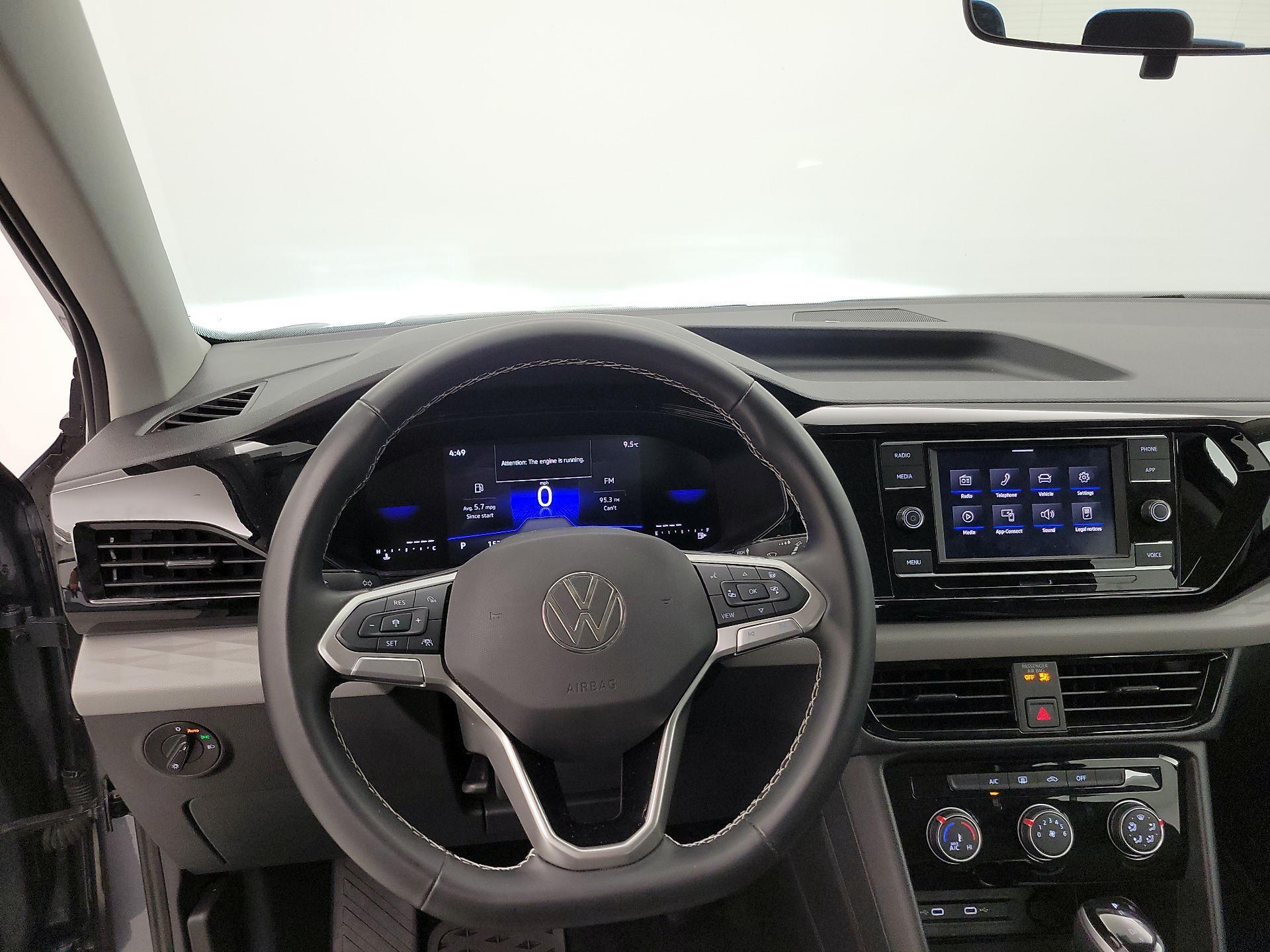 Thumbnail: 2024 Volkswagen Taos - 10