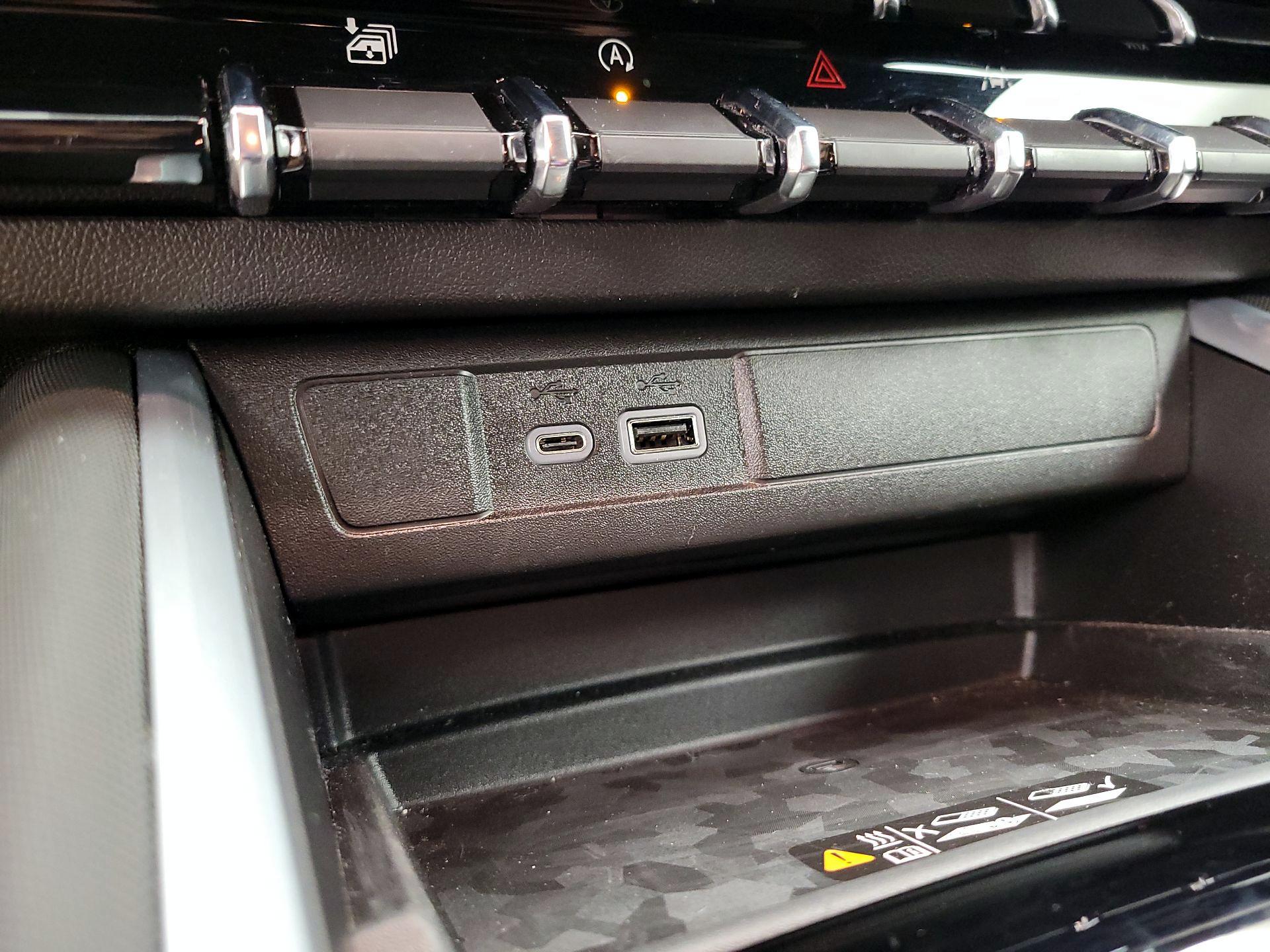 Thumbnail: 2025 Chevrolet Colorado - 18