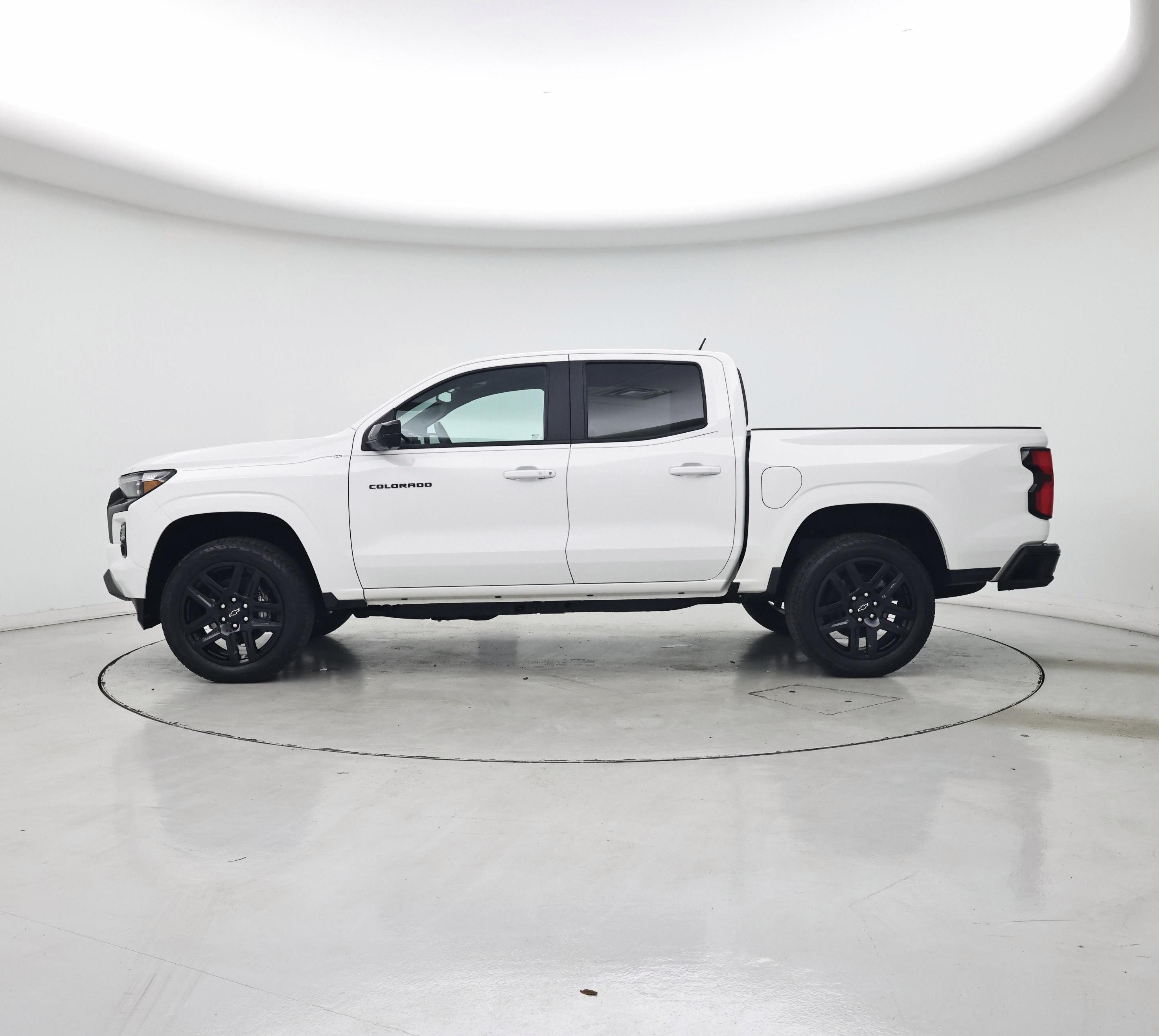 Thumbnail: 2025 Chevrolet Colorado - 3